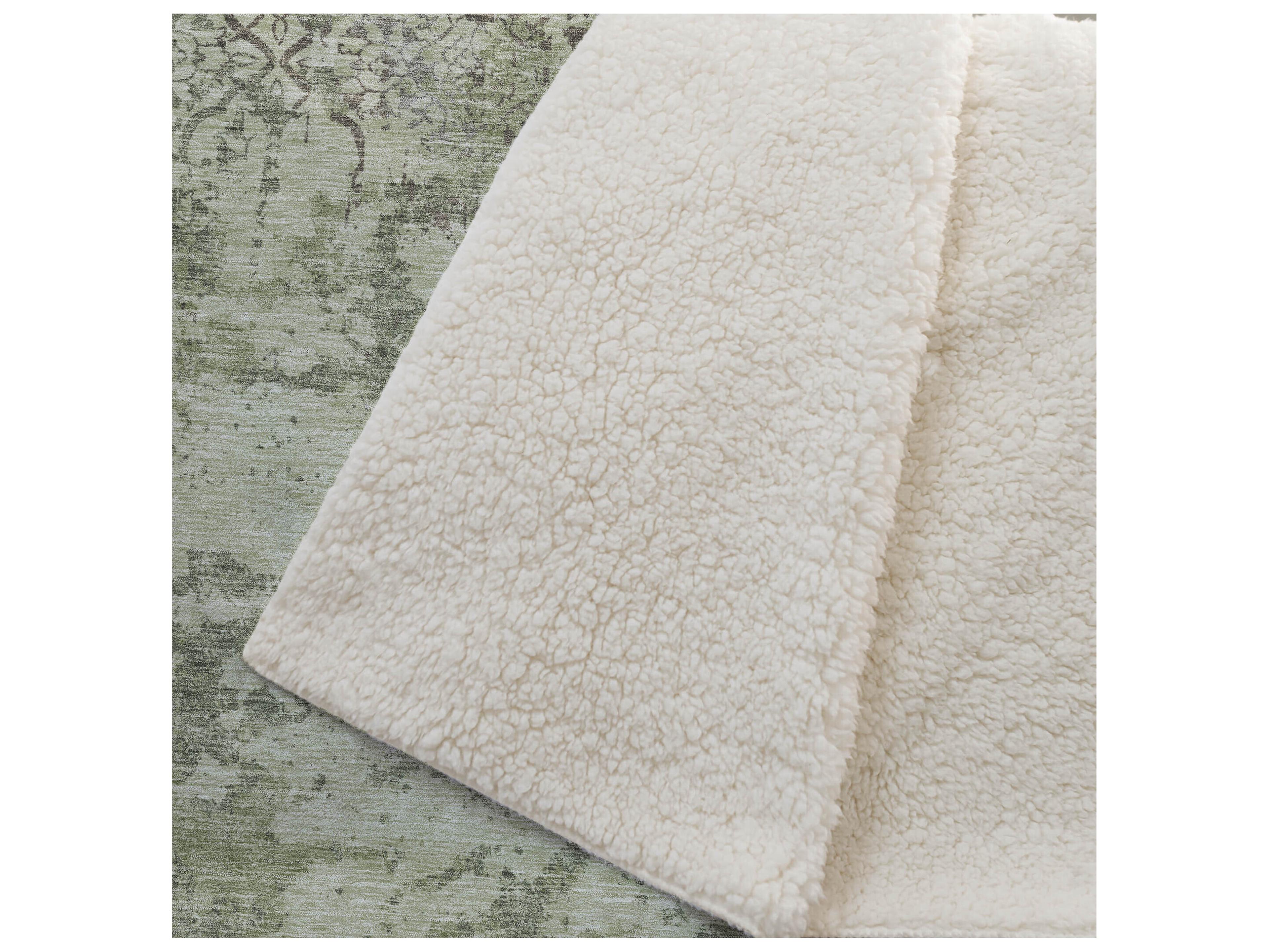 Dalyn Sherpa Green Polyester Throw