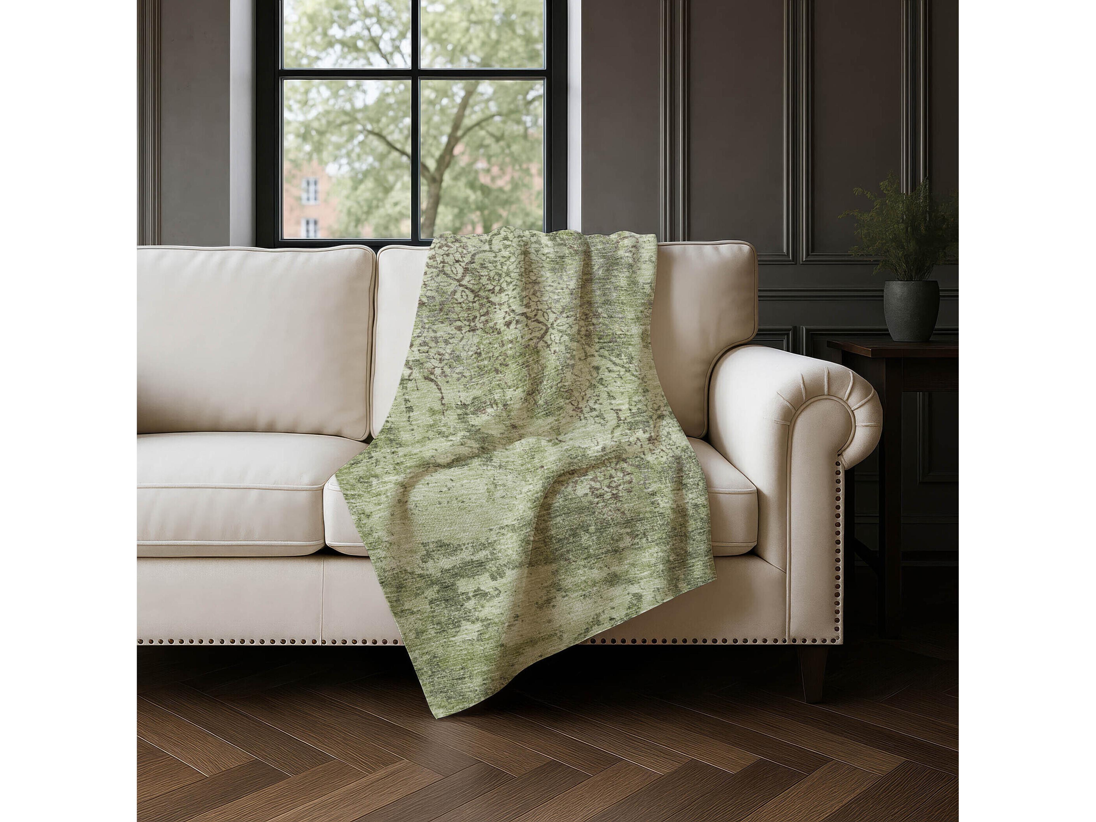 Dalyn Sherpa Green Polyester Throw