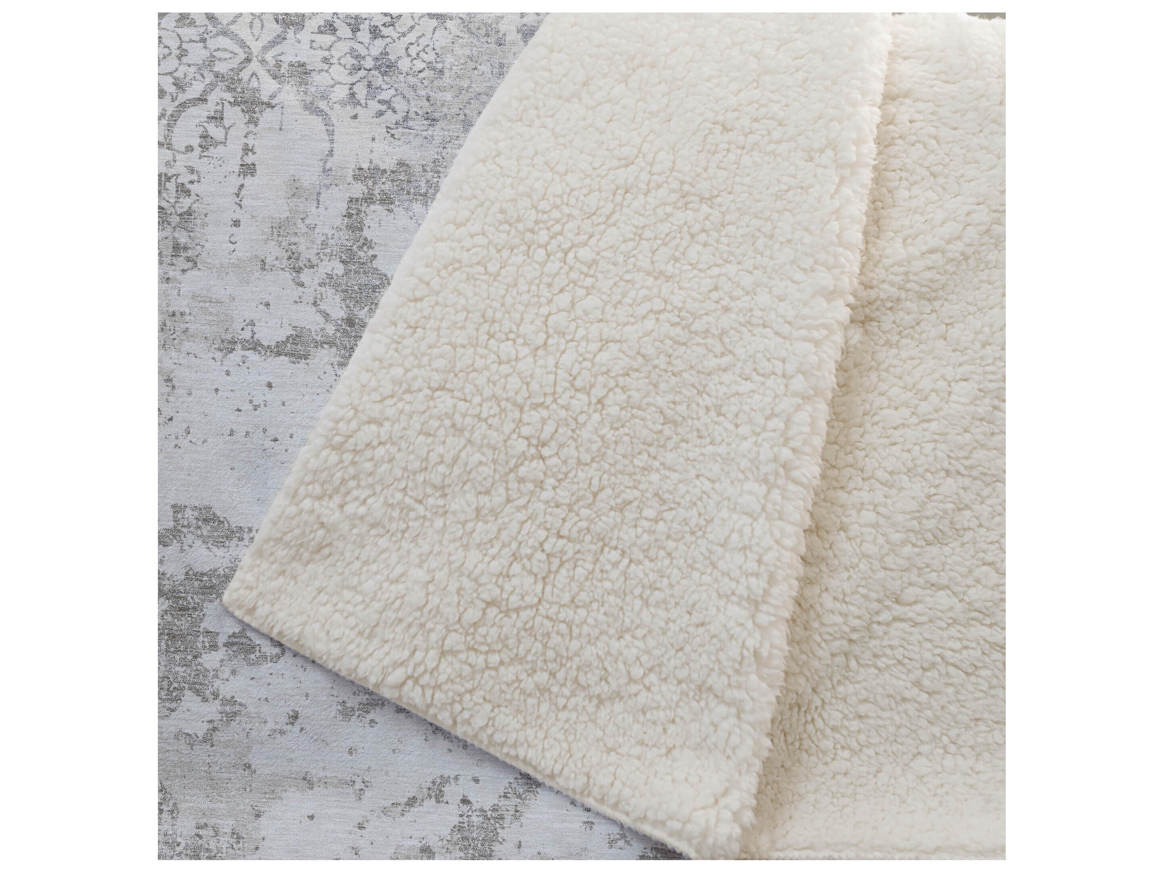 Dalyn Sherpa Ivory Polyester Throw
