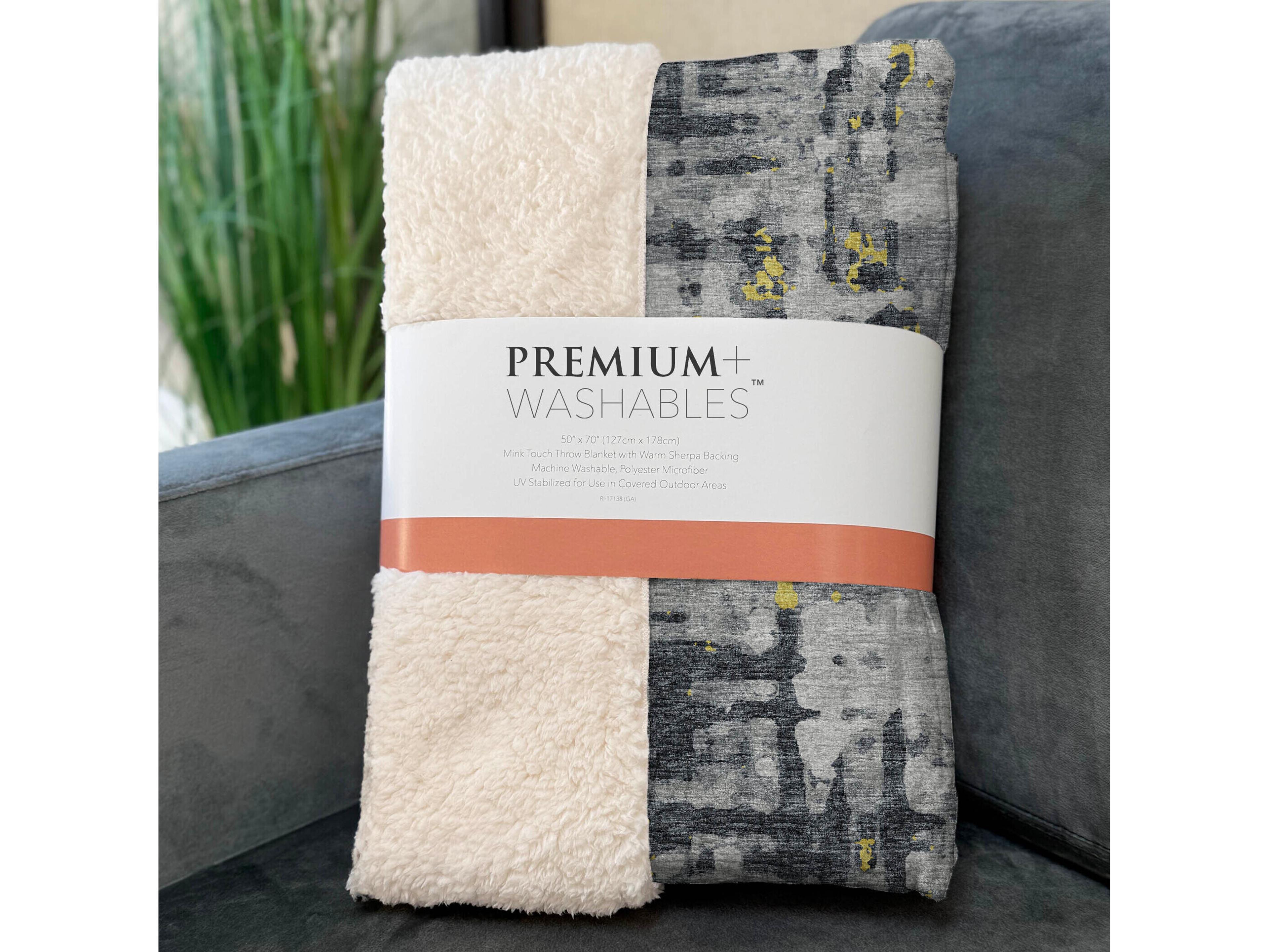 Dalyn Sherpa Multi Polyester Throw