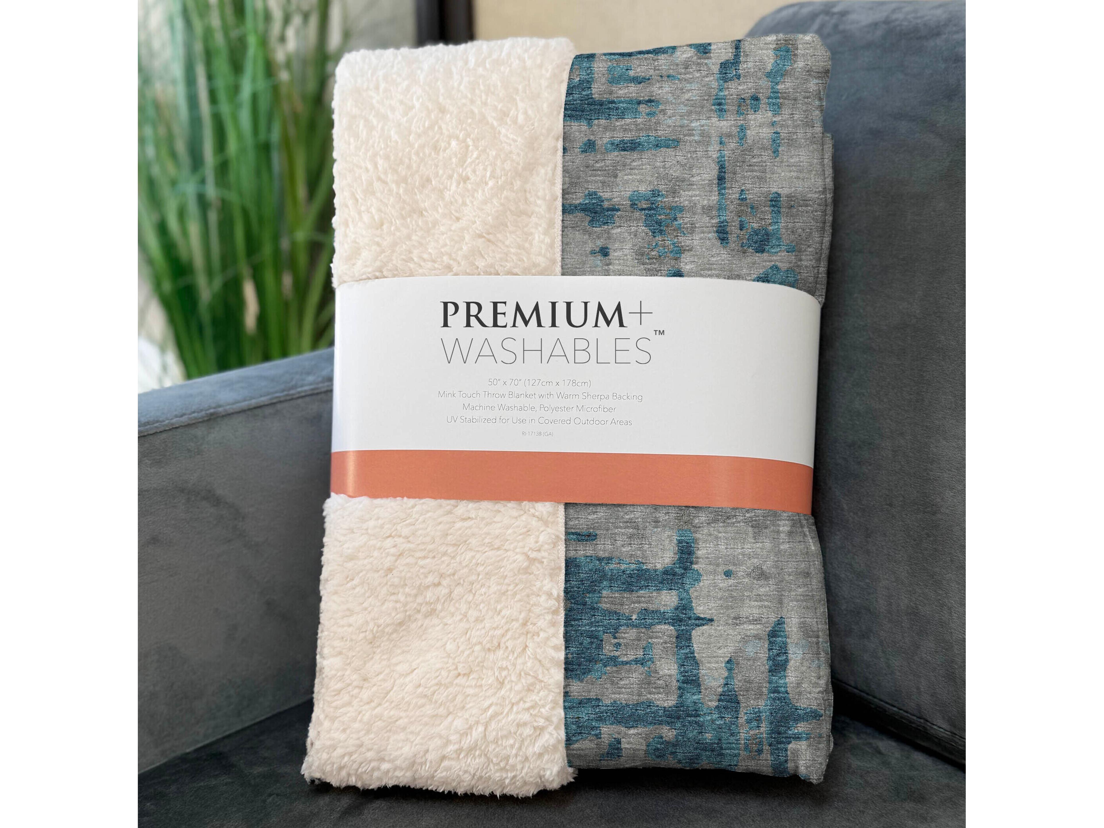 Dalyn Sherpa Multi Polyester Throw