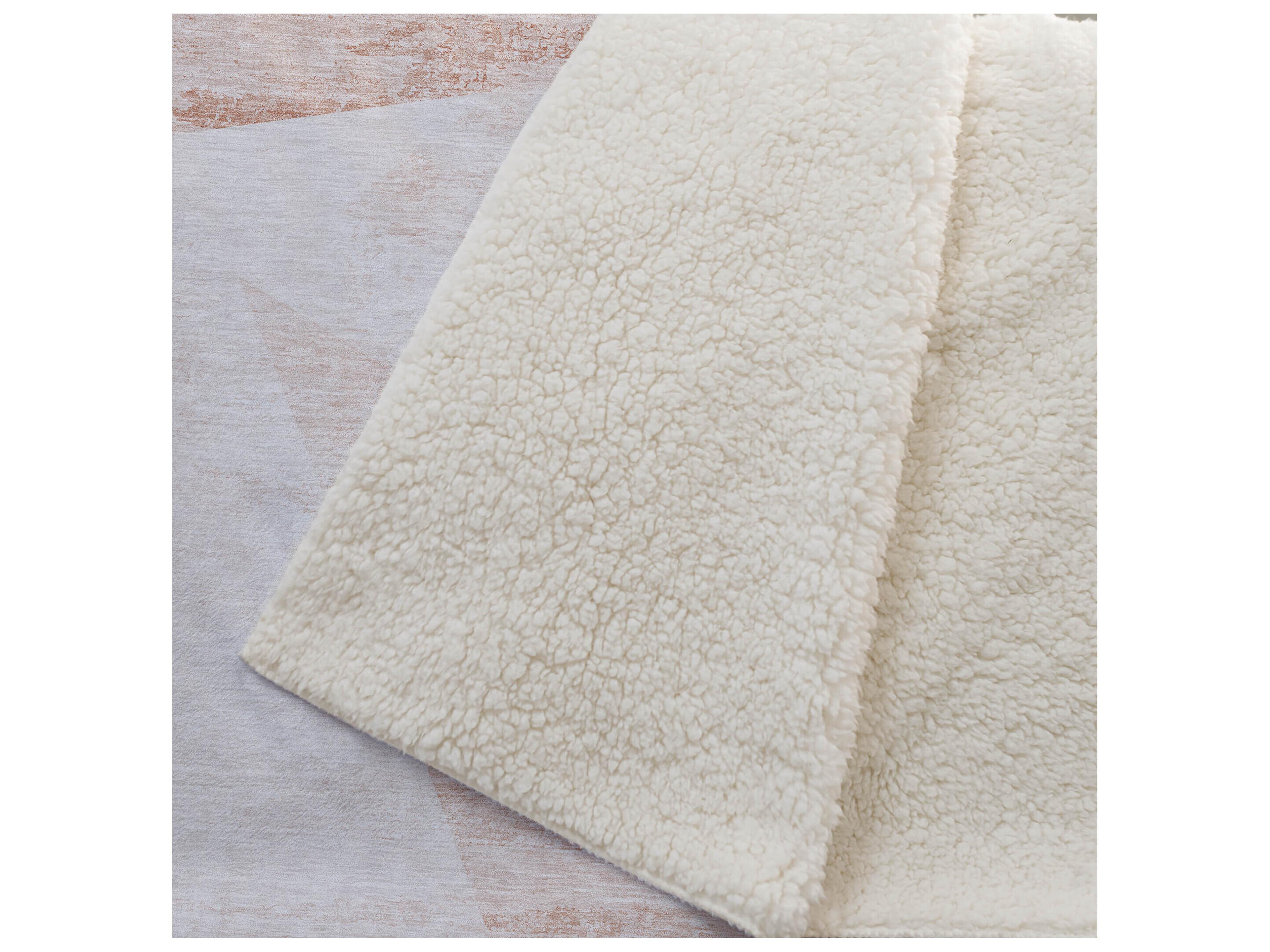 Dalyn Sherpa Orange Polyester Throw