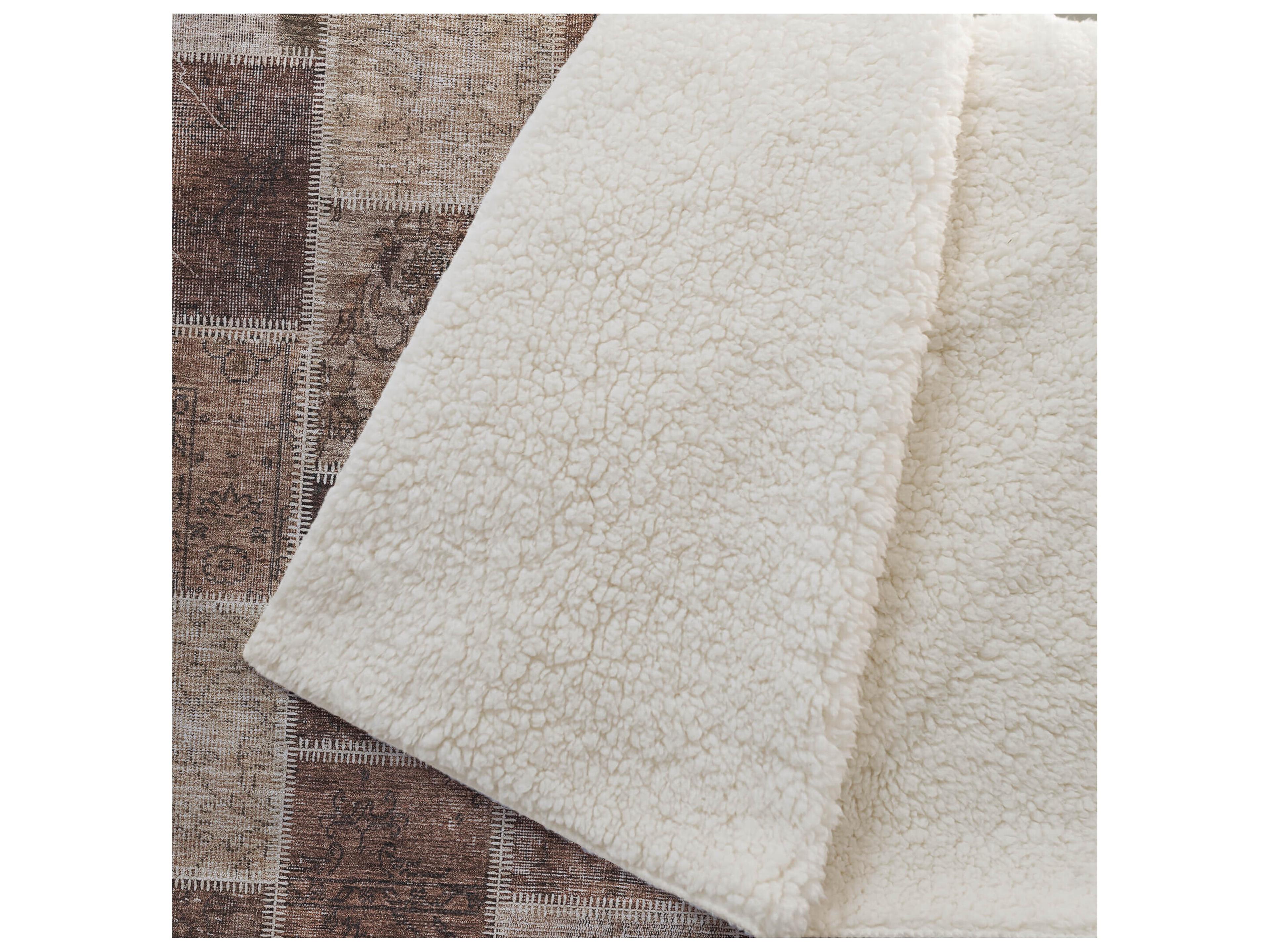 Dalyn Sherpa Orange Polyester Throw