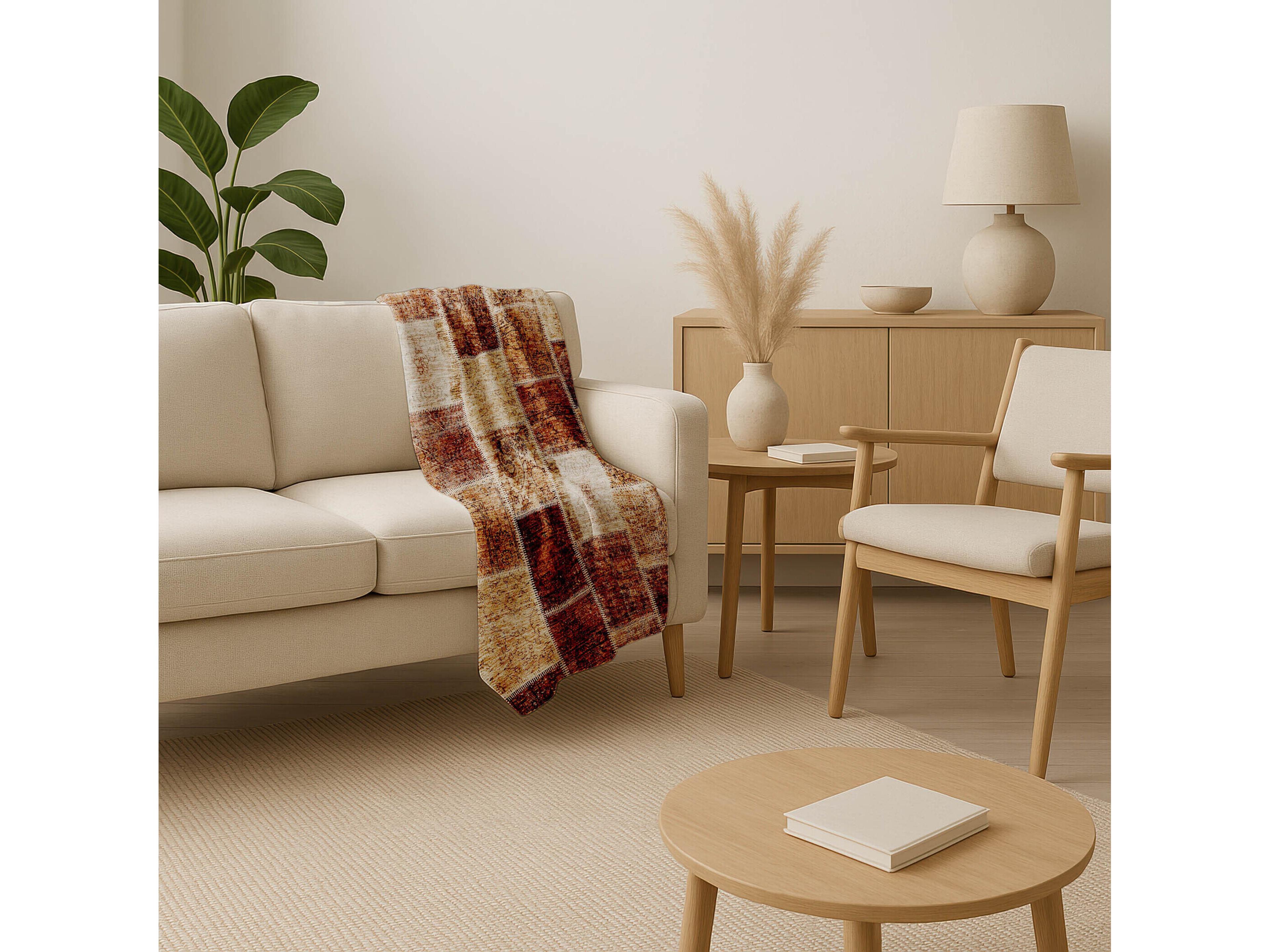 Dalyn Sherpa Orange Polyester Throw