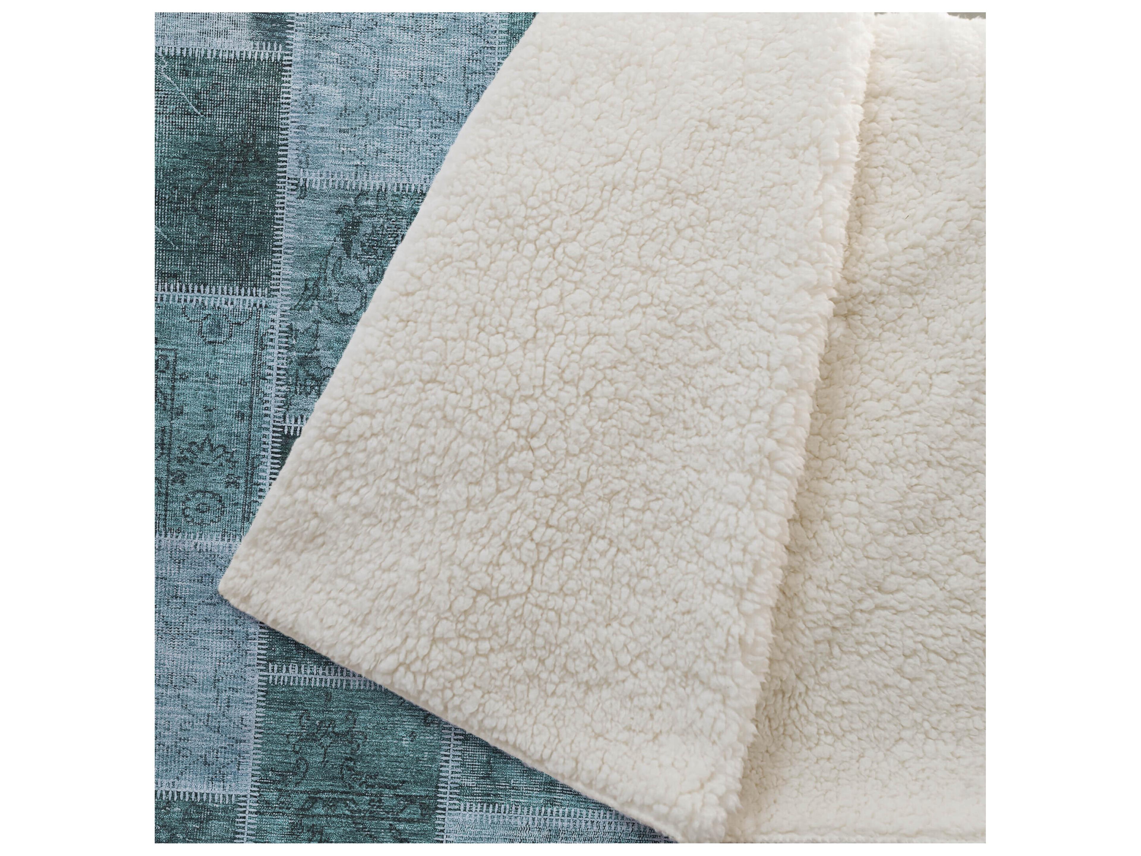 Dalyn Sherpa Teal Polyester Throw