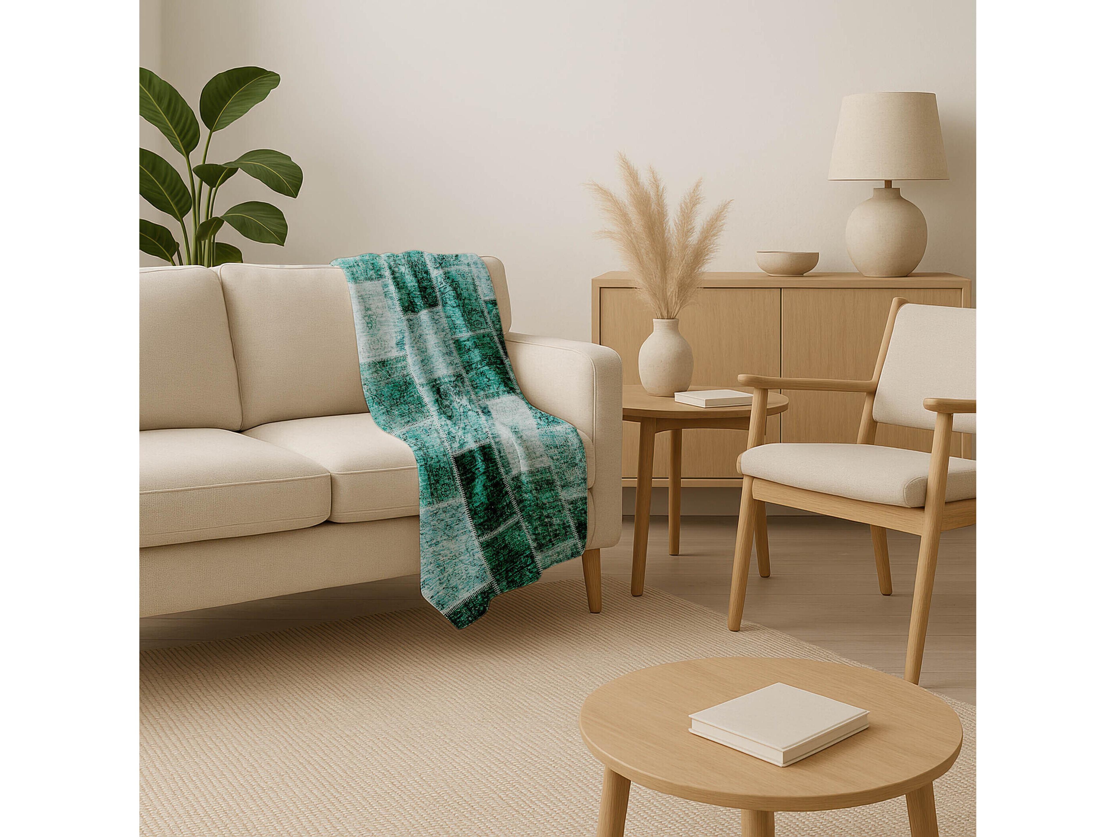 Dalyn Sherpa Teal Polyester Throw