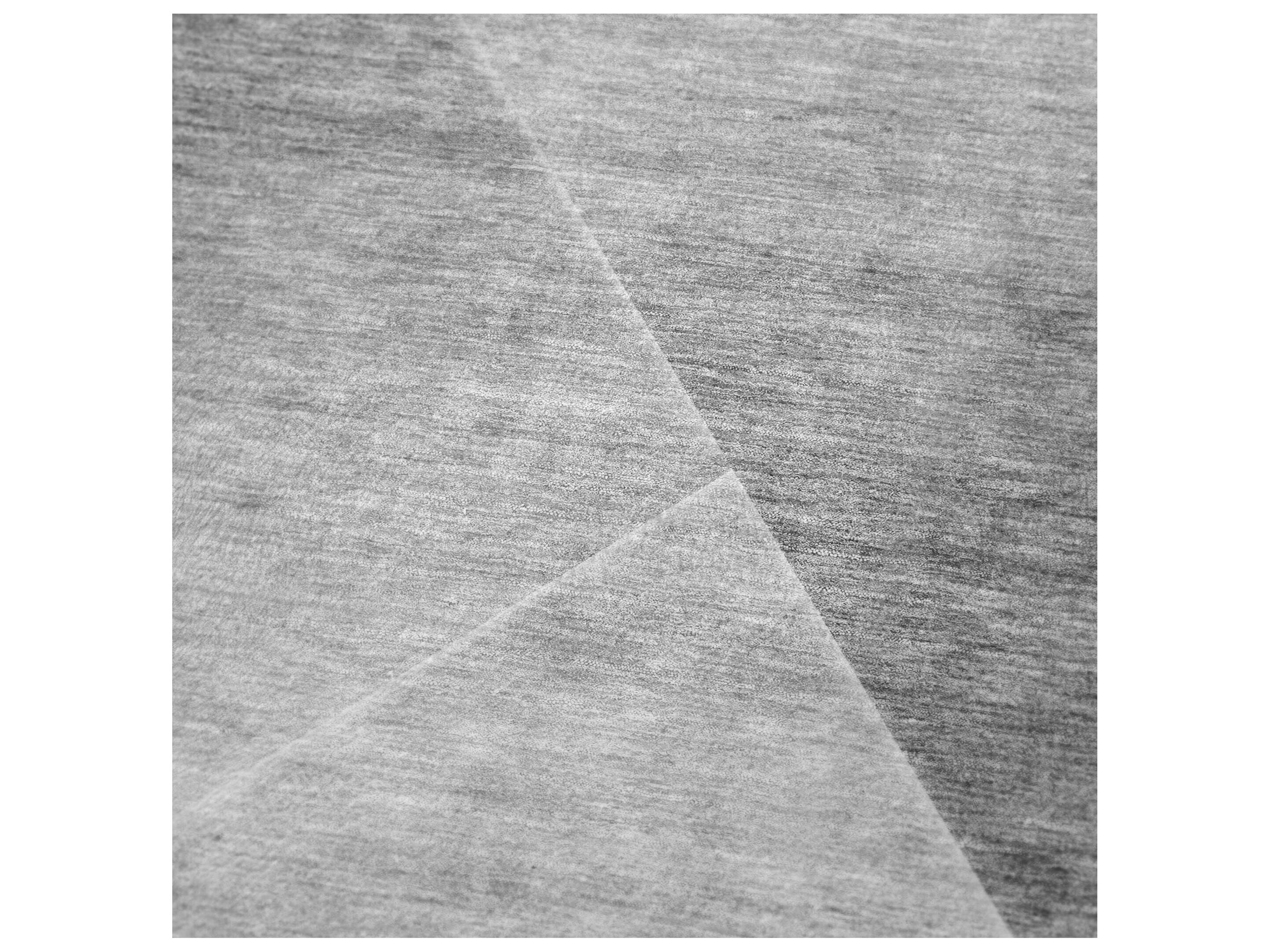 Dalyn Sherpa Gray Polyester Throw