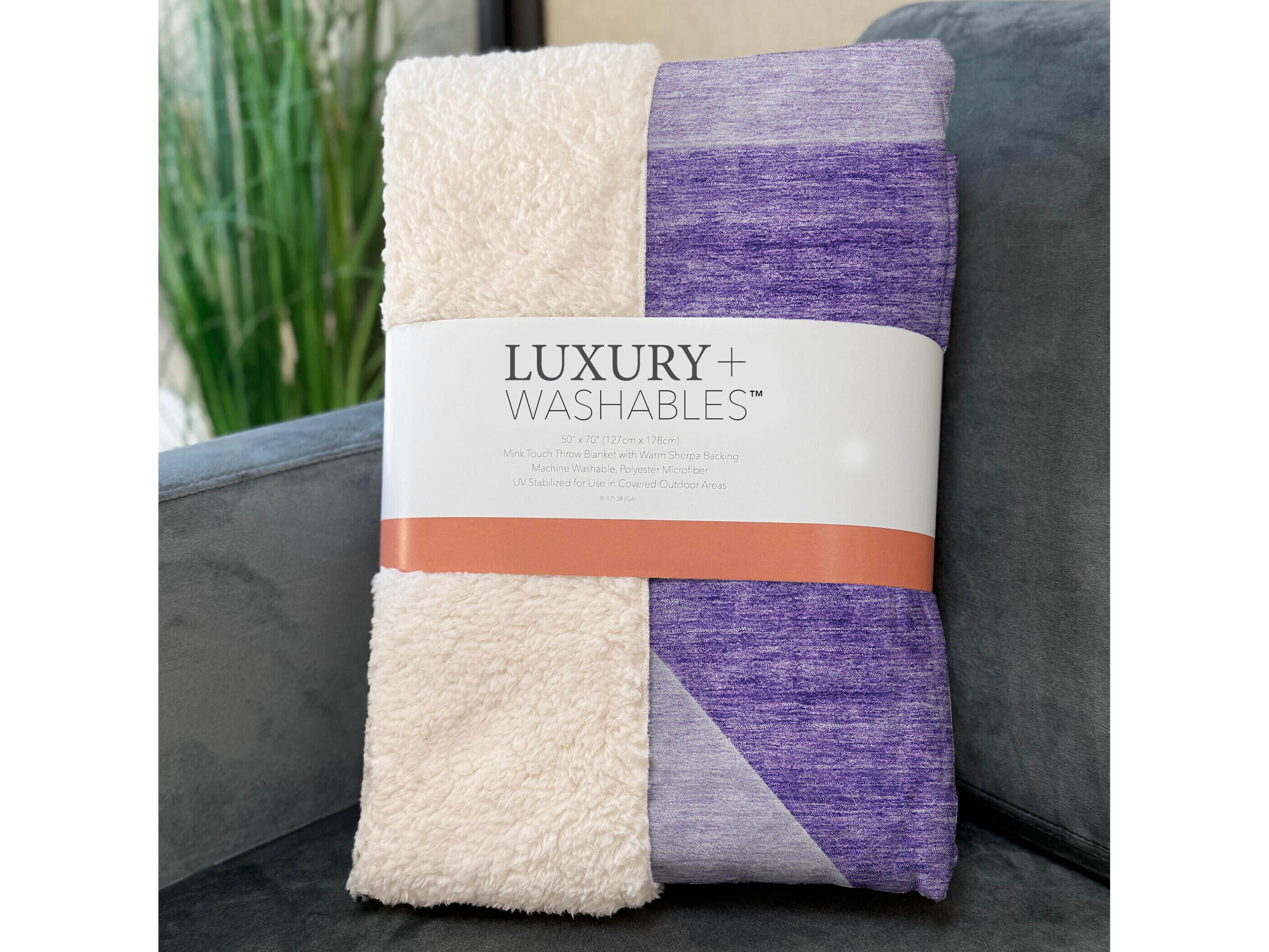 Dalyn Sherpa Purple Polyester Throw