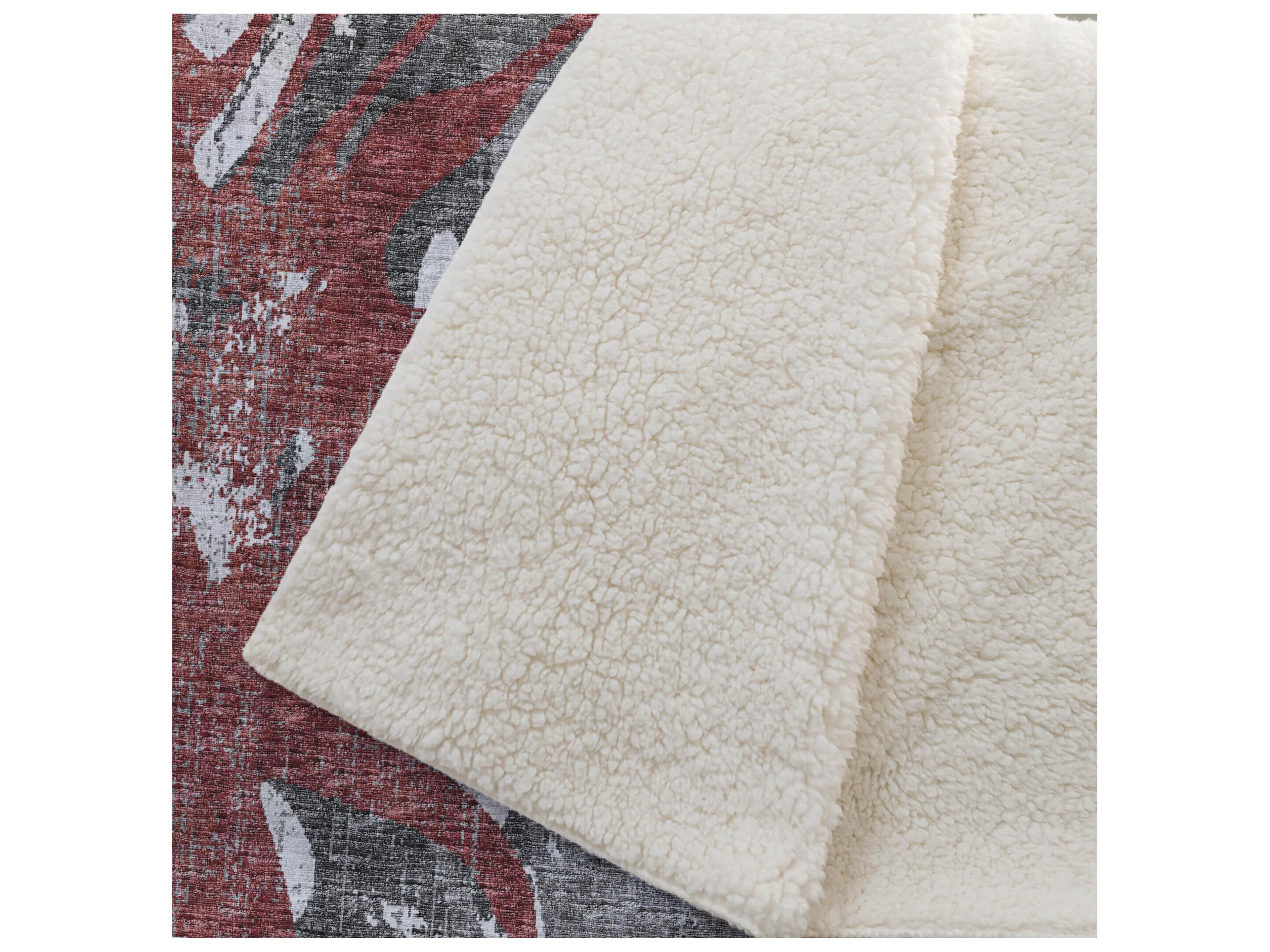 Dalyn Sherpa Red Polyester Throw