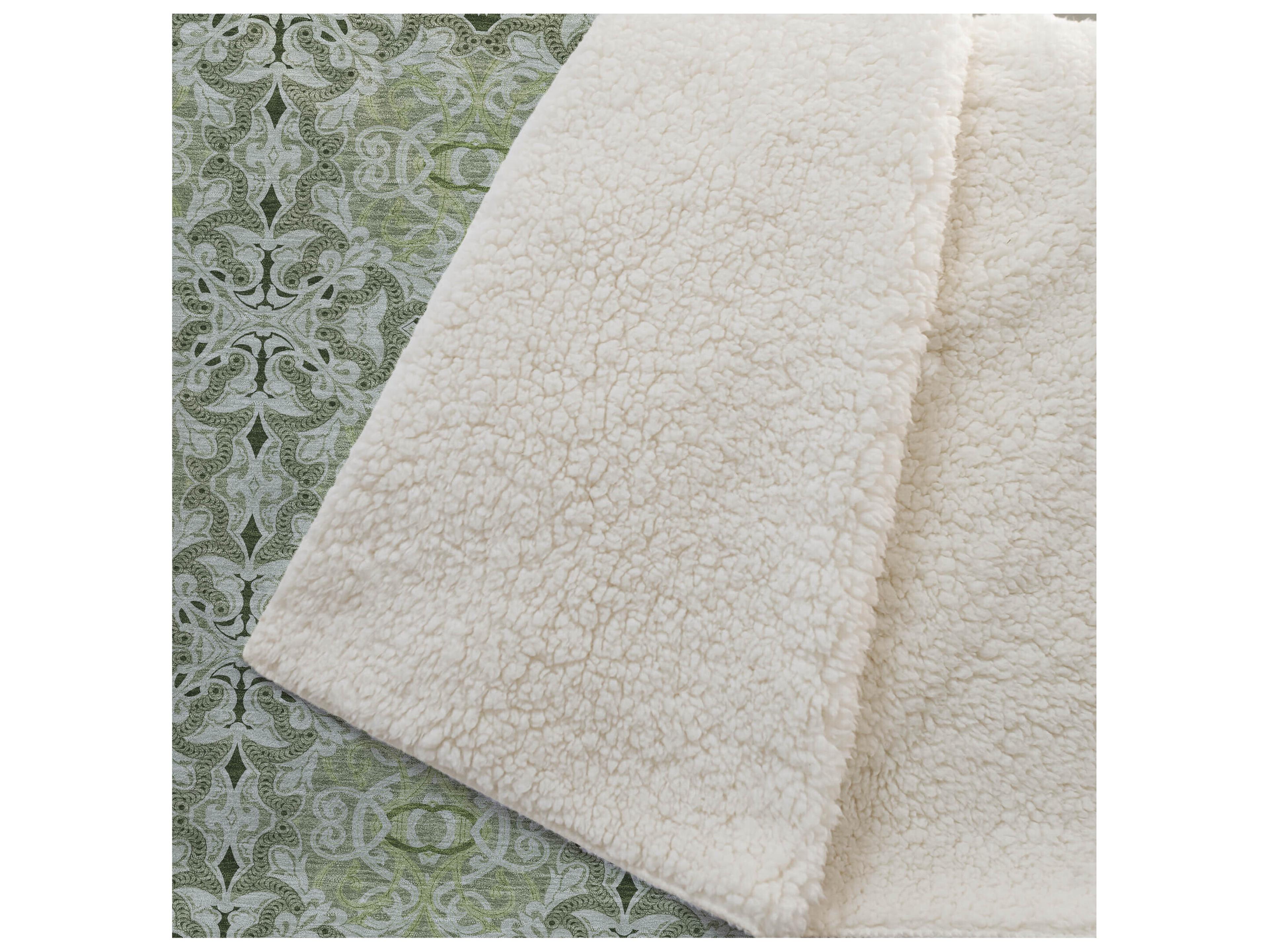 Dalyn Sherpa Green Polyester Throw