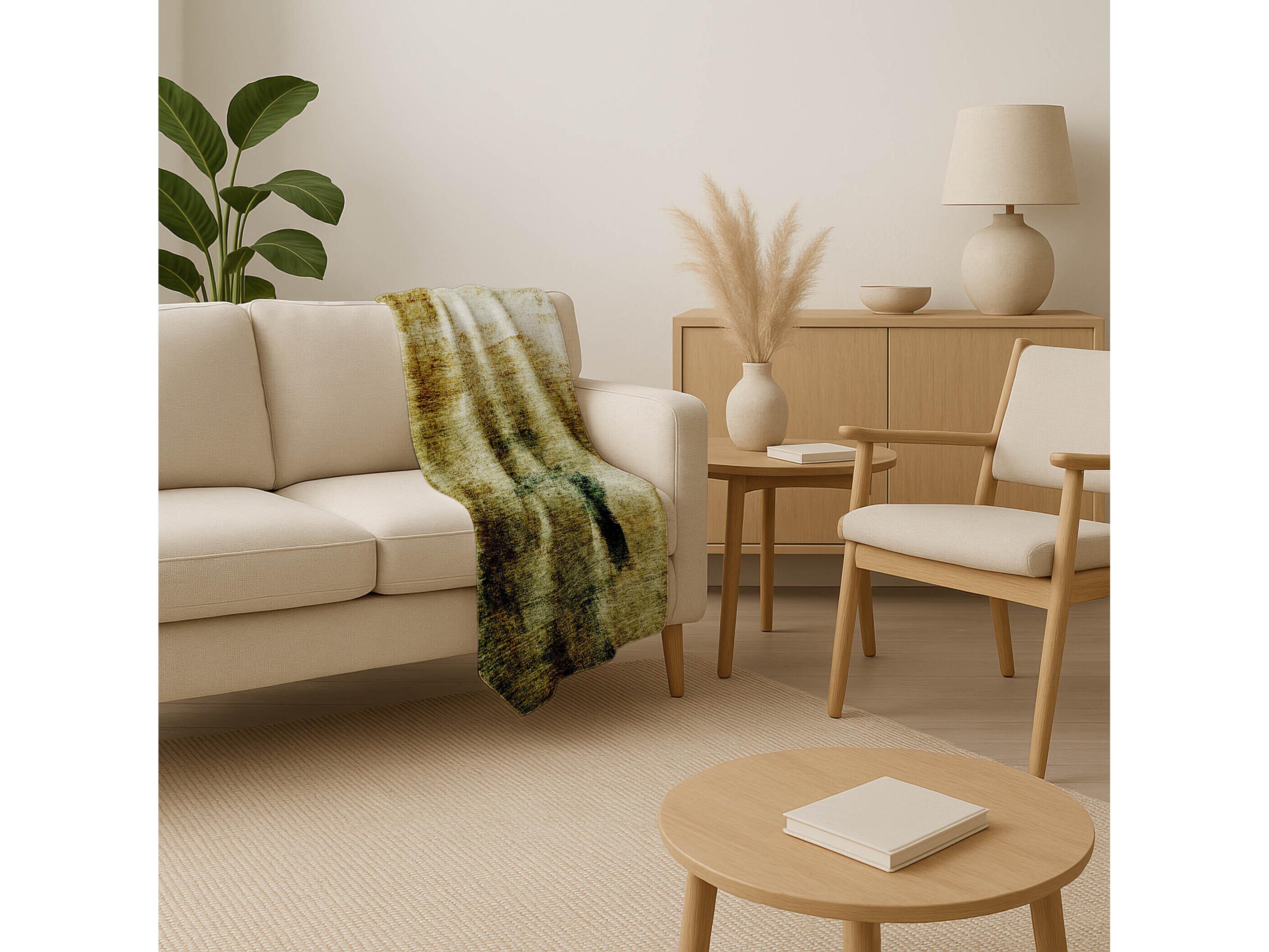 Dalyn Sherpa Brown Polyester Throw