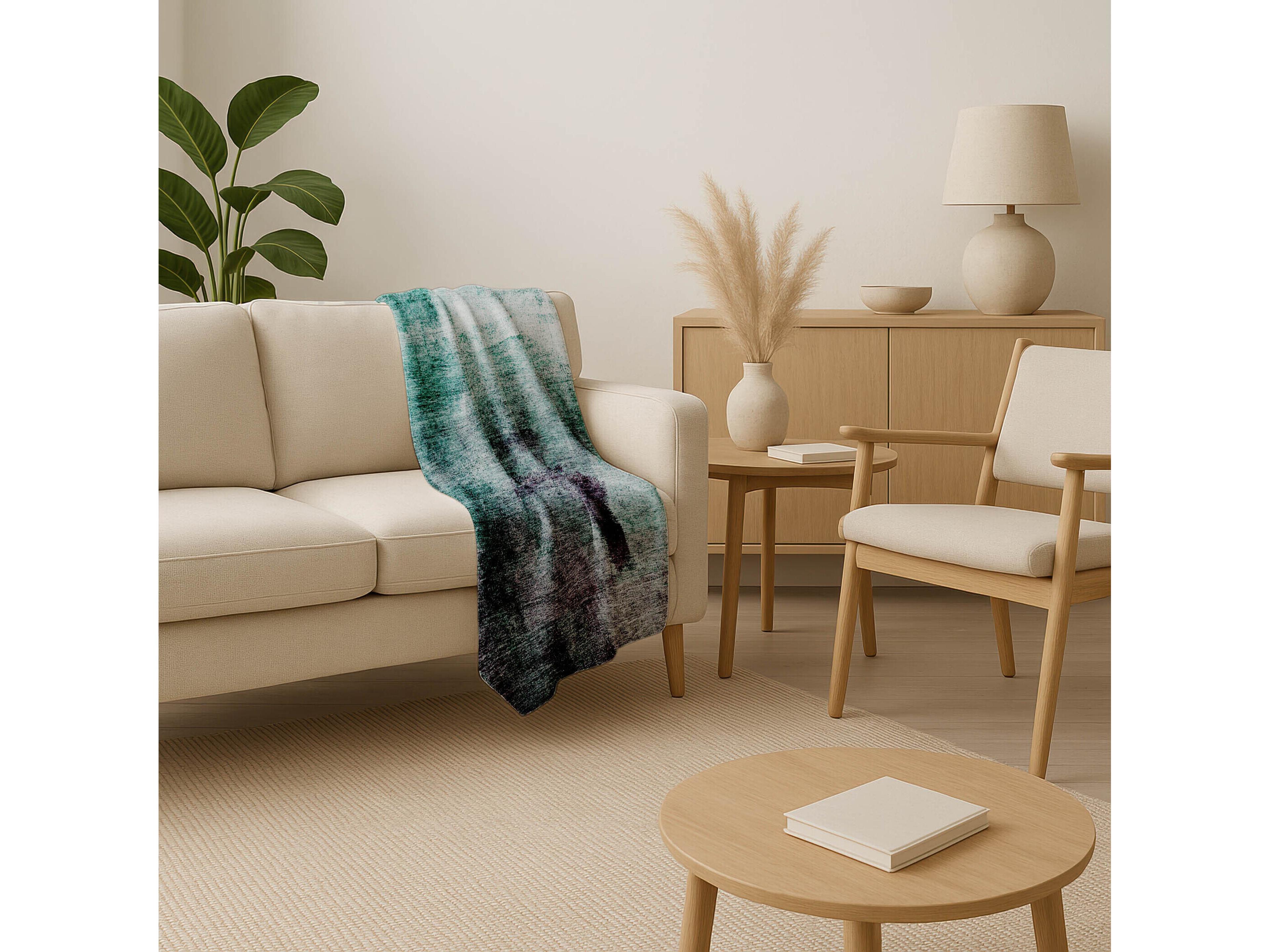 Dalyn Sherpa Teal Polyester Throw