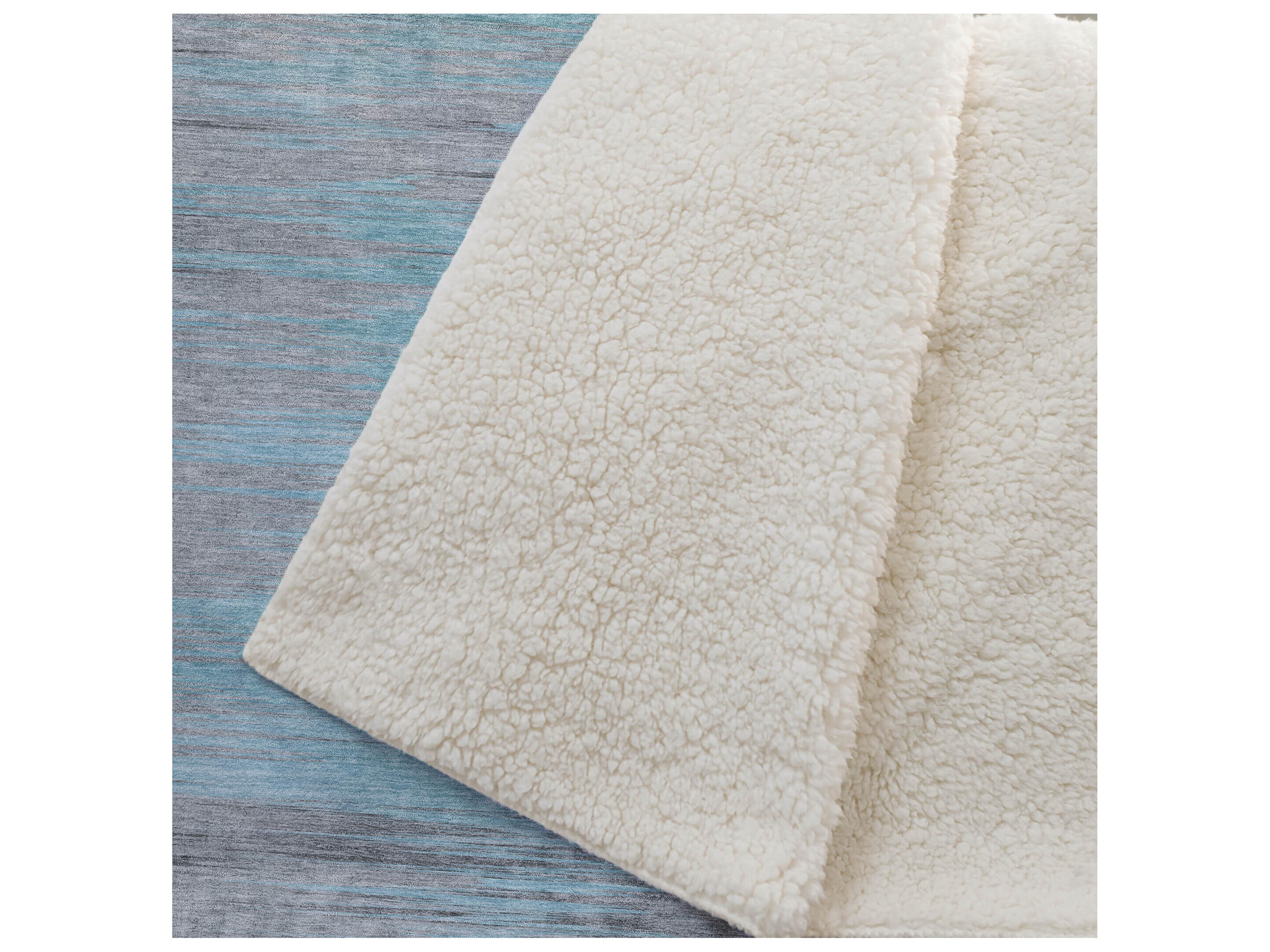 Dalyn Sherpa Teal Polyester Throw