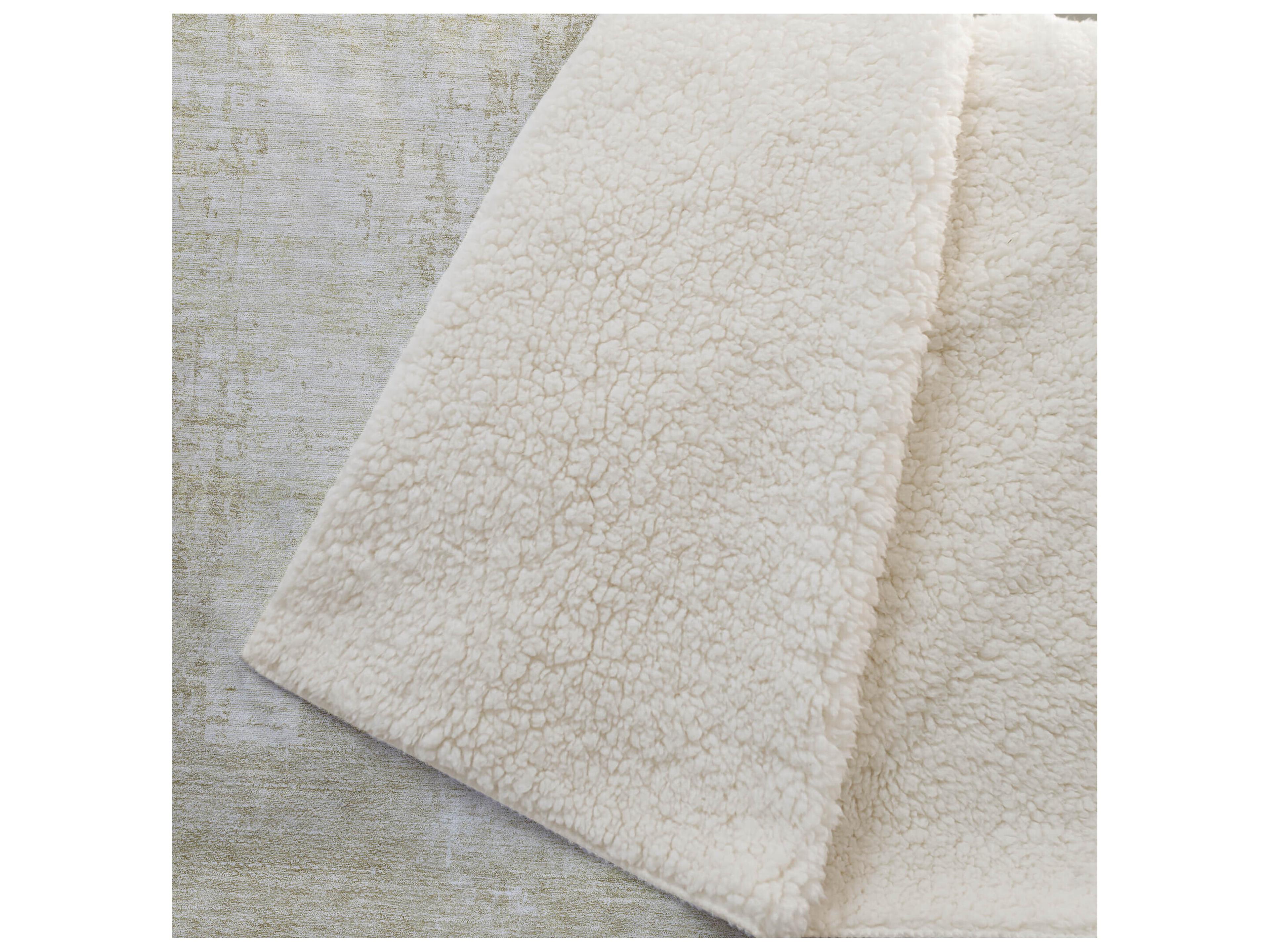 Dalyn Sherpa Brown Polyester Throw