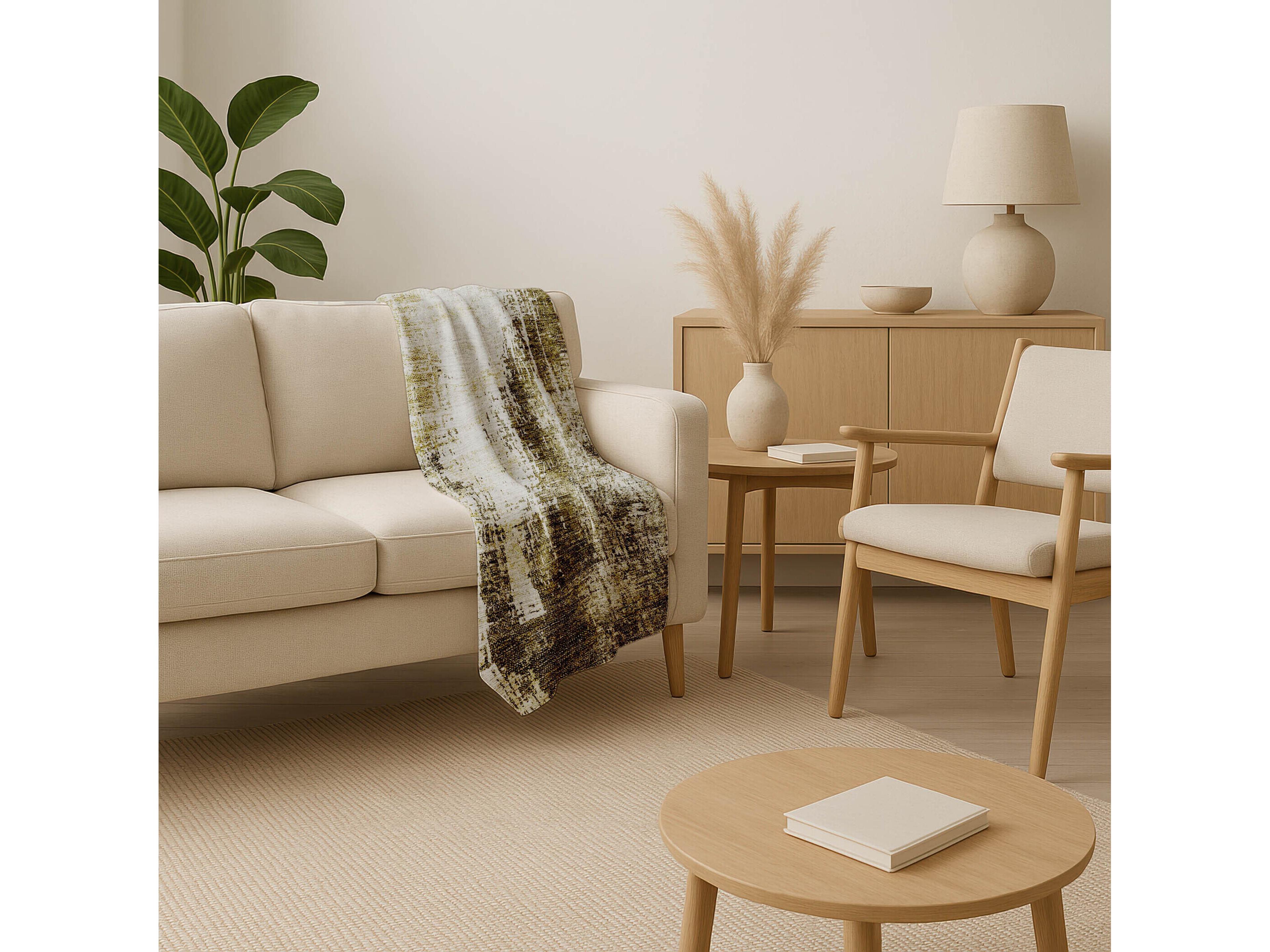 Dalyn Sherpa Brown Polyester Throw