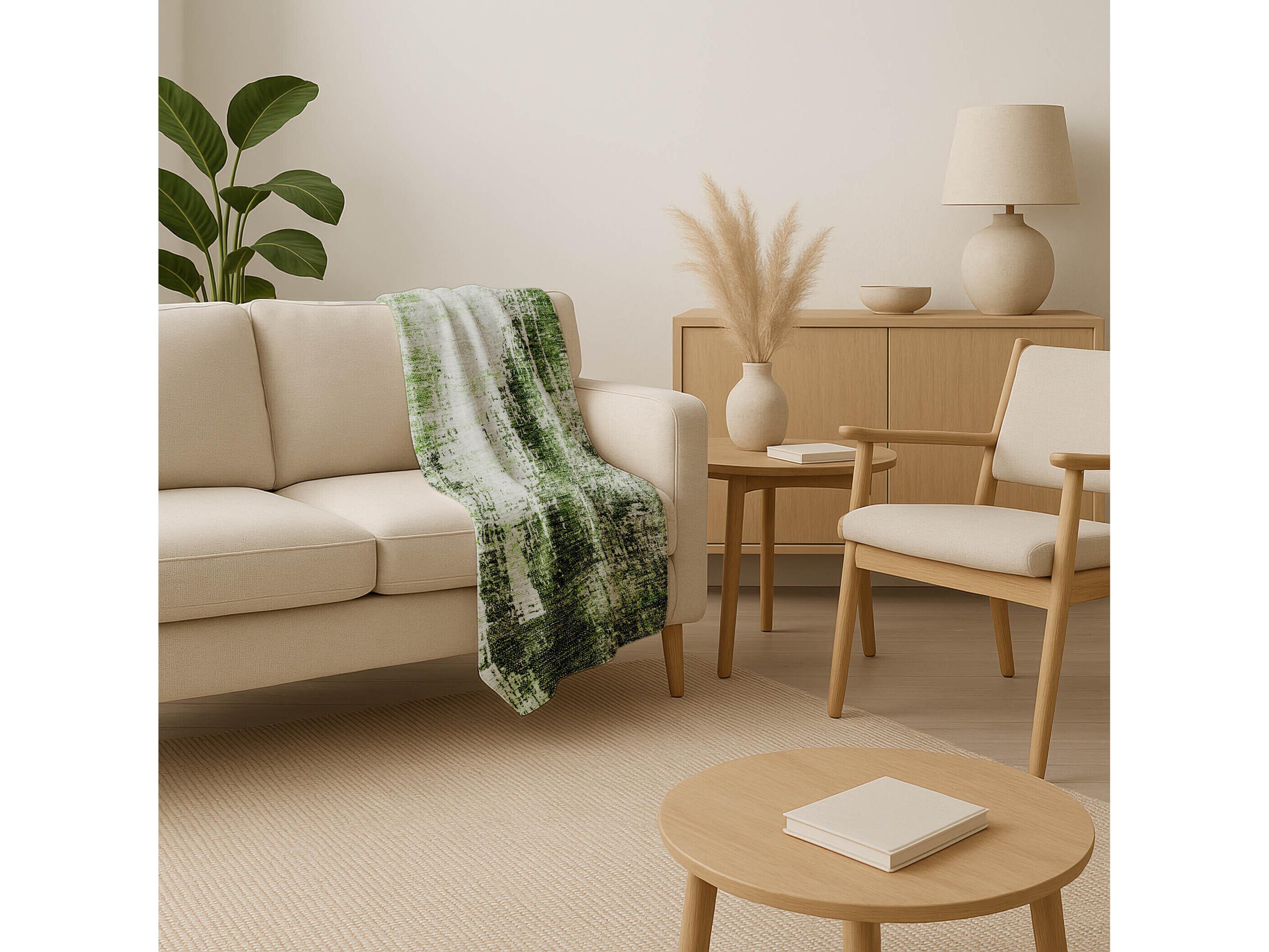 Dalyn Sherpa Green Polyester Throw