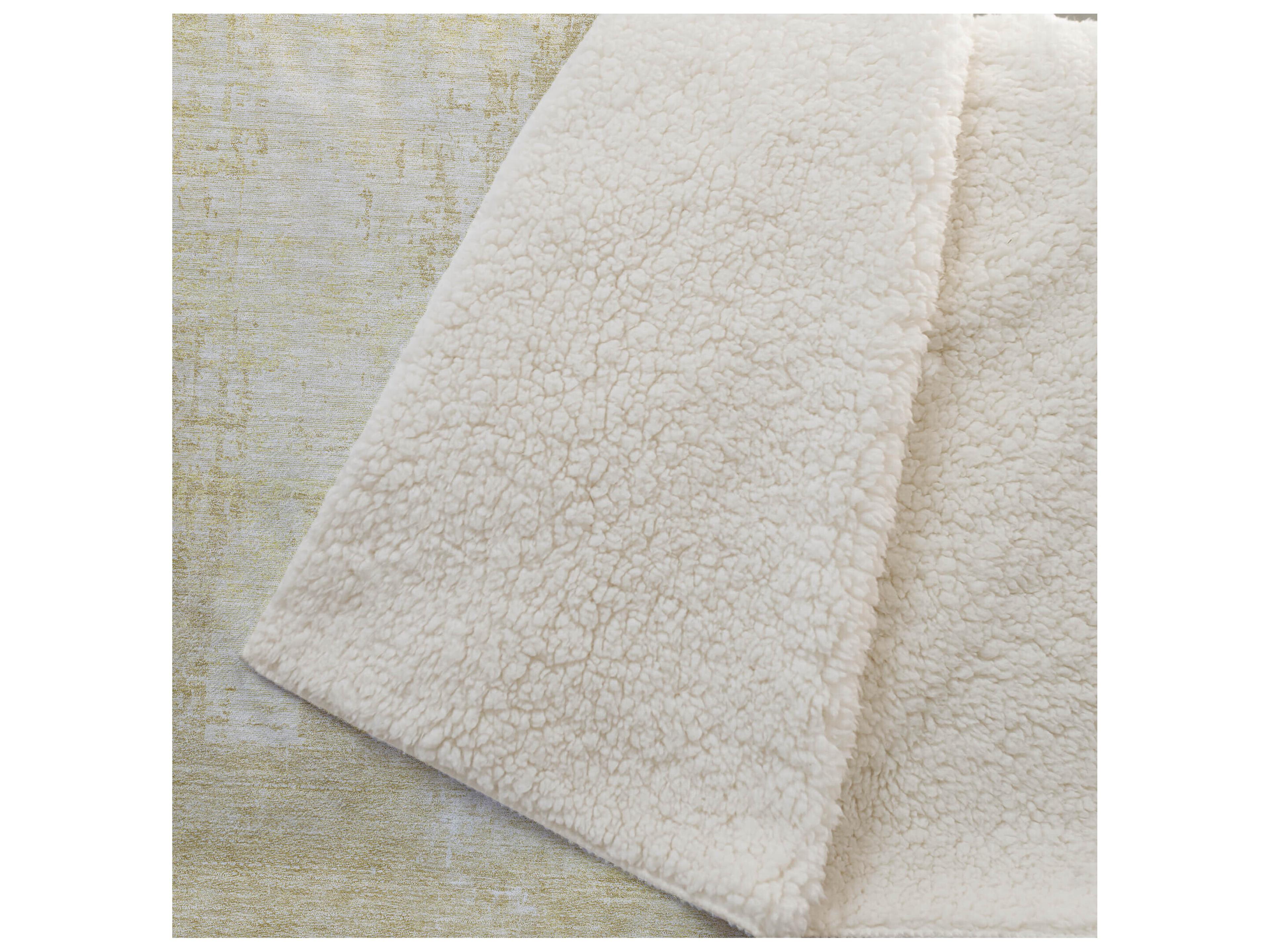 Dalyn Sherpa Gold Polyester Throw