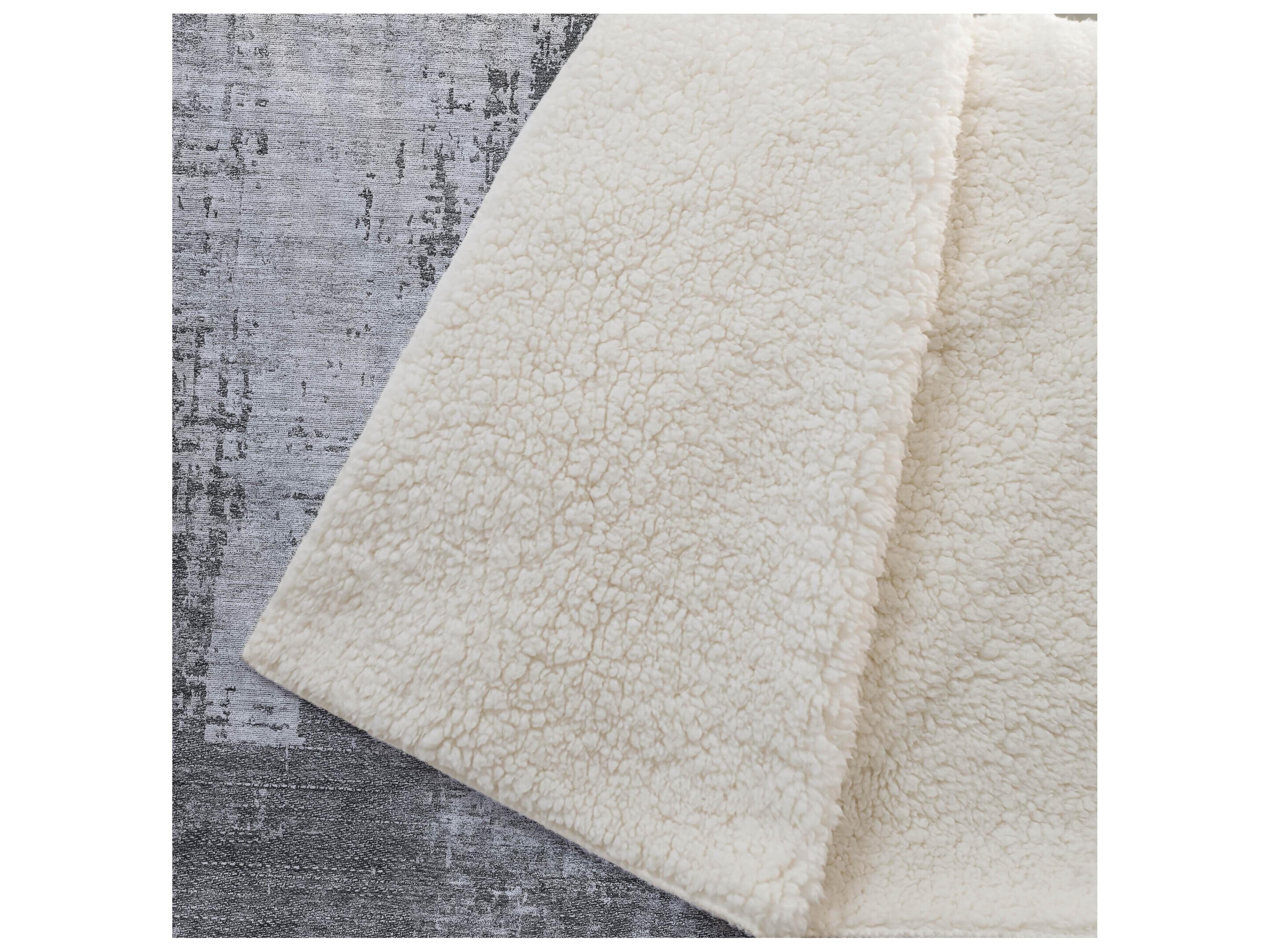 Dalyn Sherpa Gray Polyester Throw