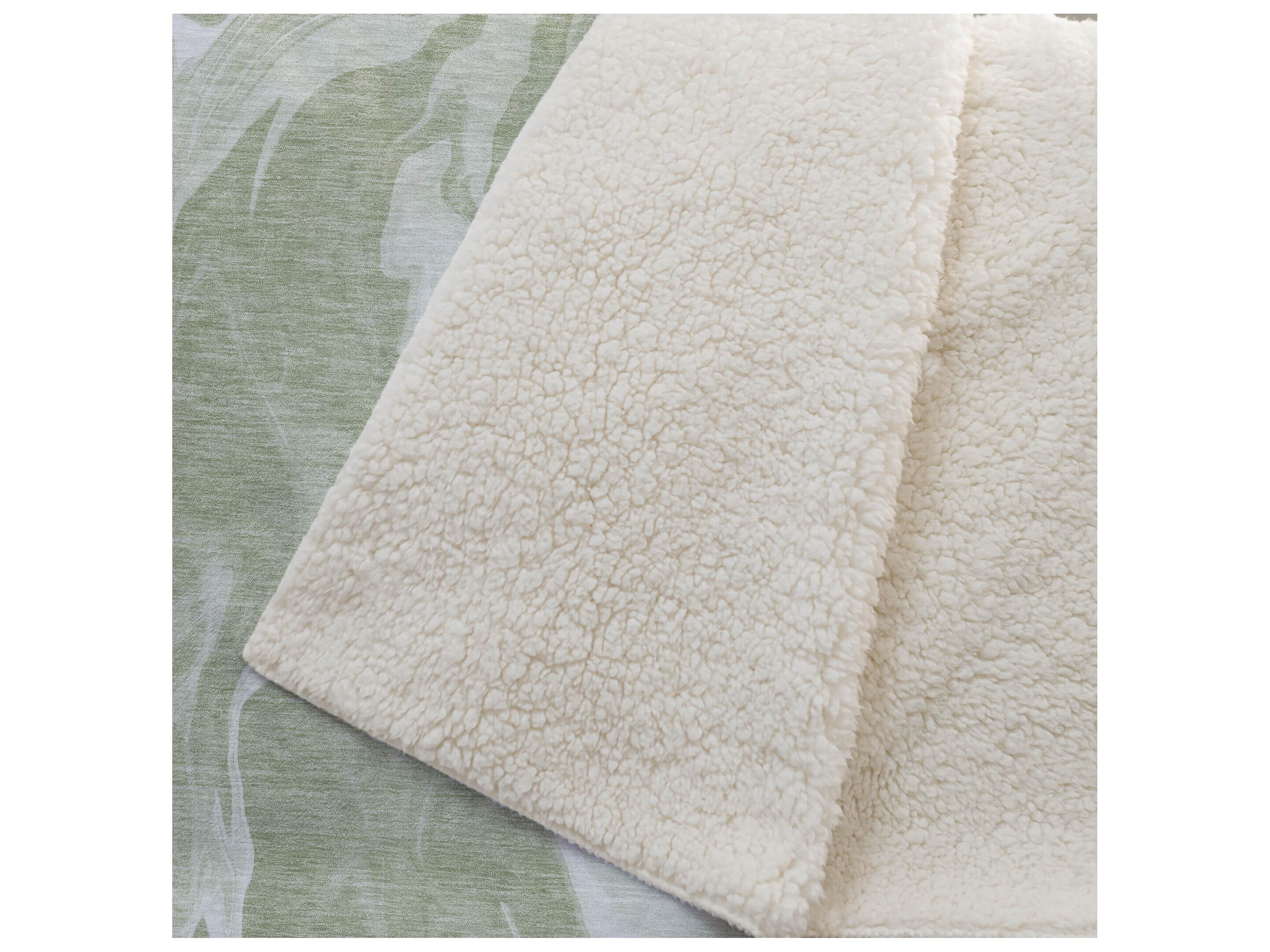 Dalyn Sherpa Green Polyester Throw