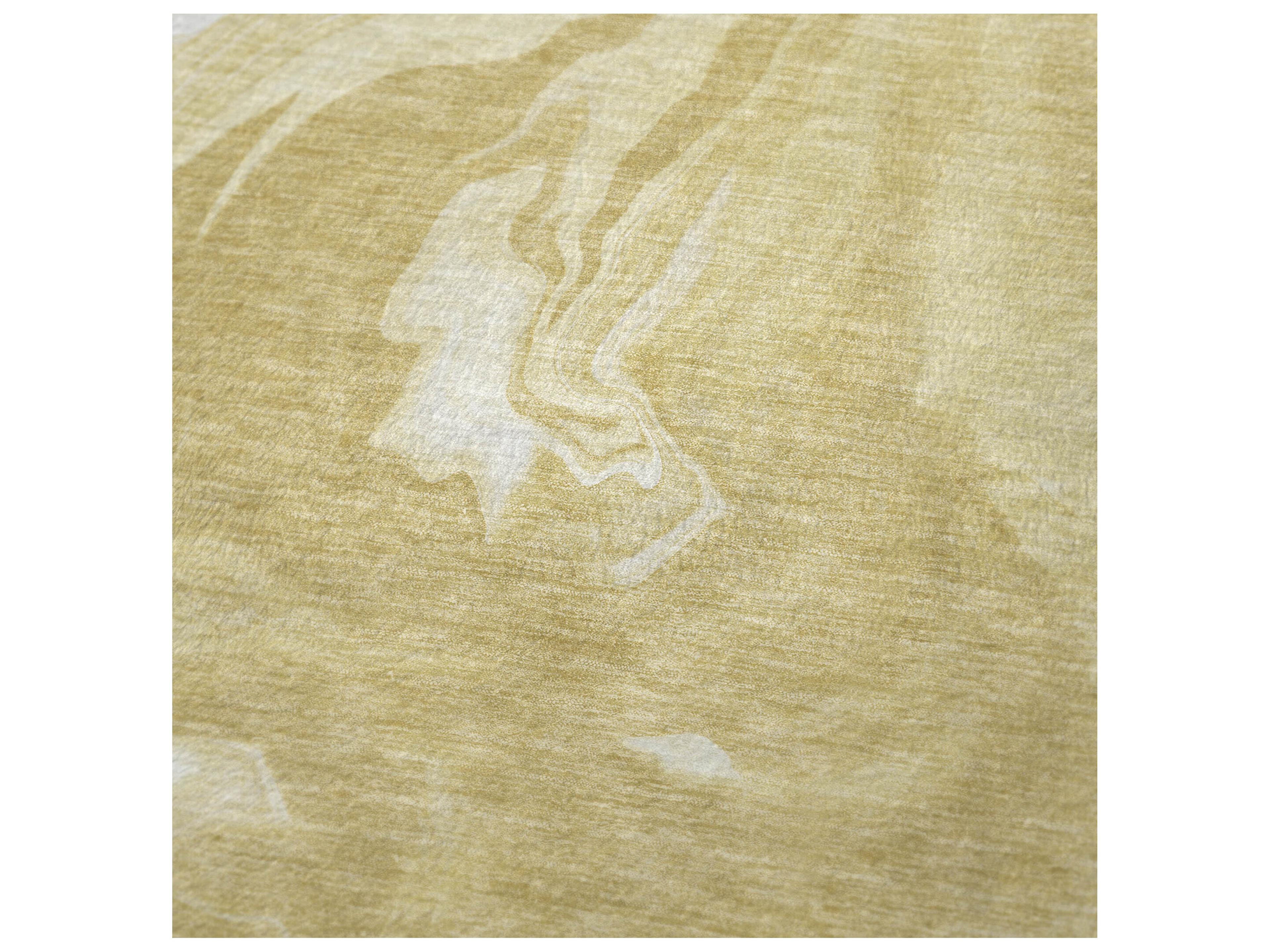 Dalyn Sherpa Gold Polyester Throw