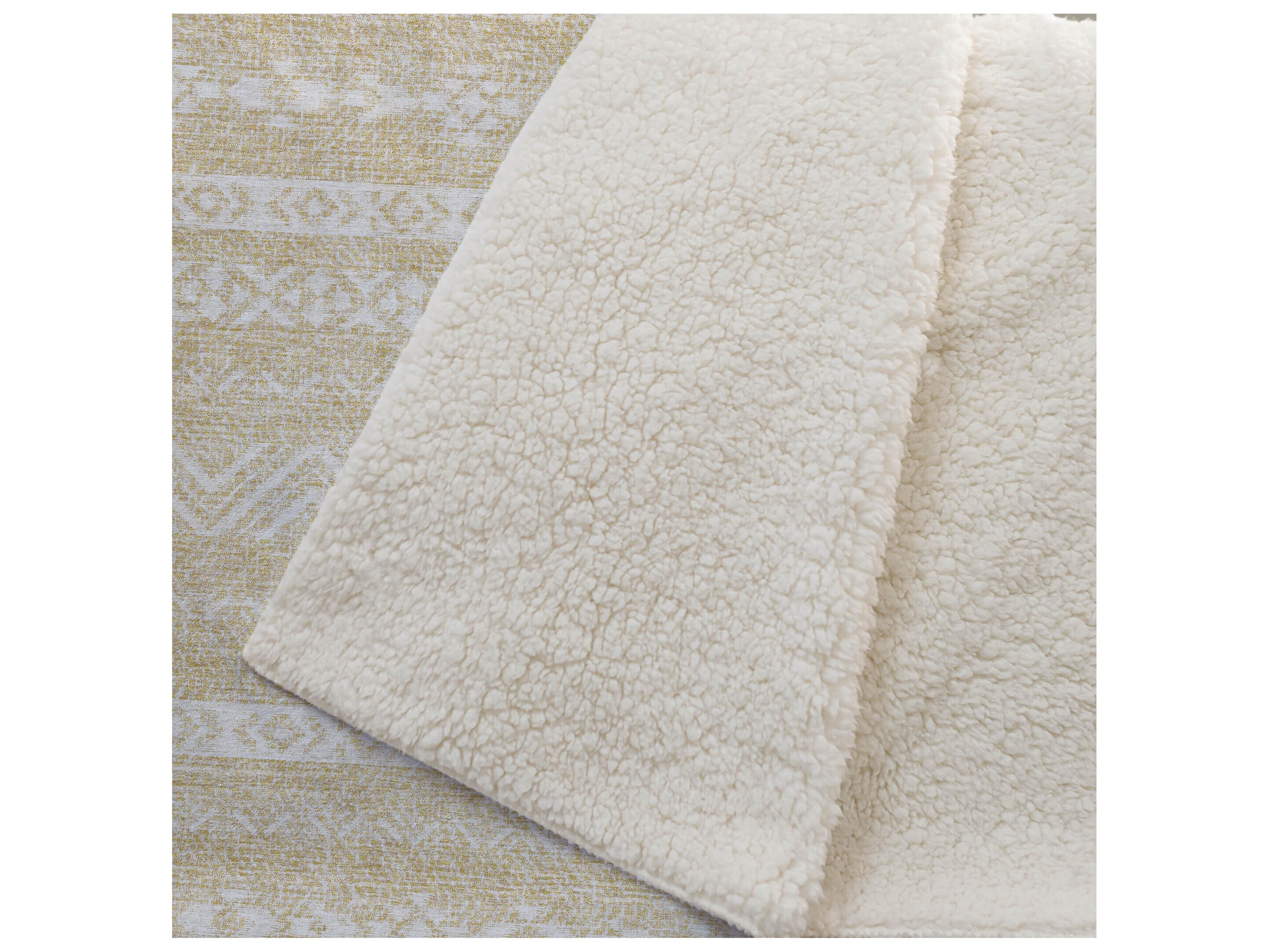 Dalyn Sherpa Gold Polyester Throw