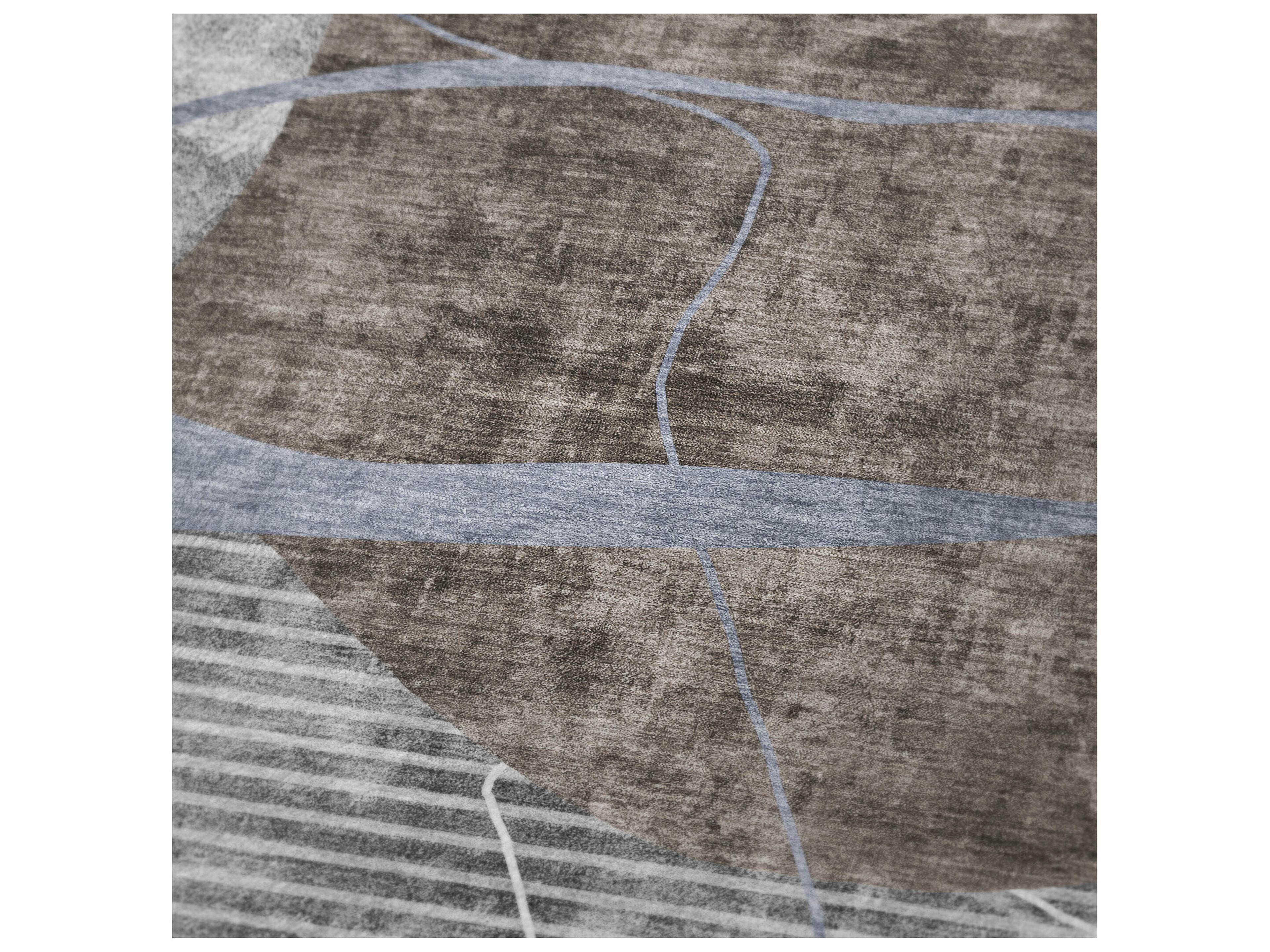 Dalyn Sherpa Brown Polyester Throw