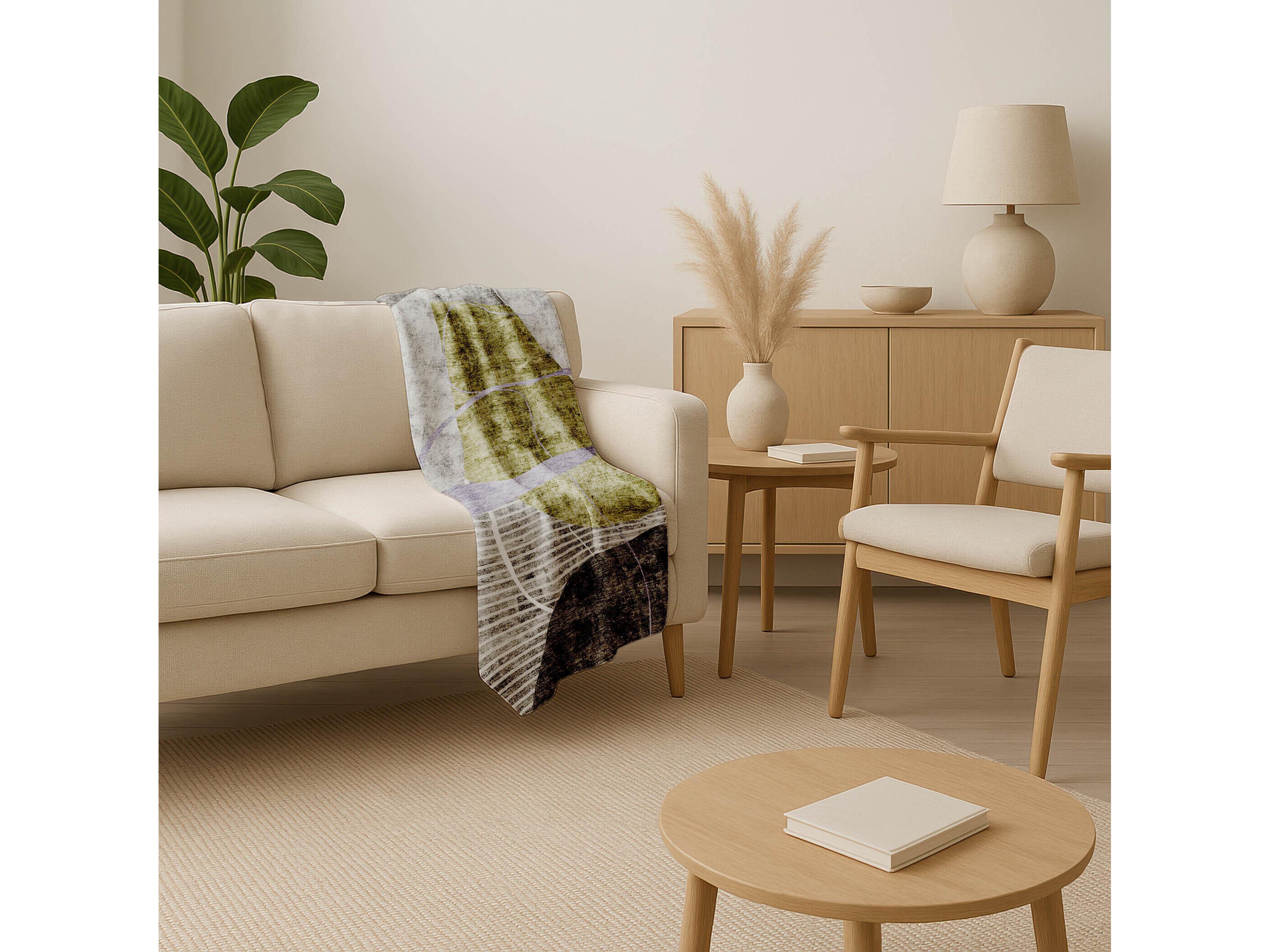 Dalyn Sherpa Green Polyester Throw