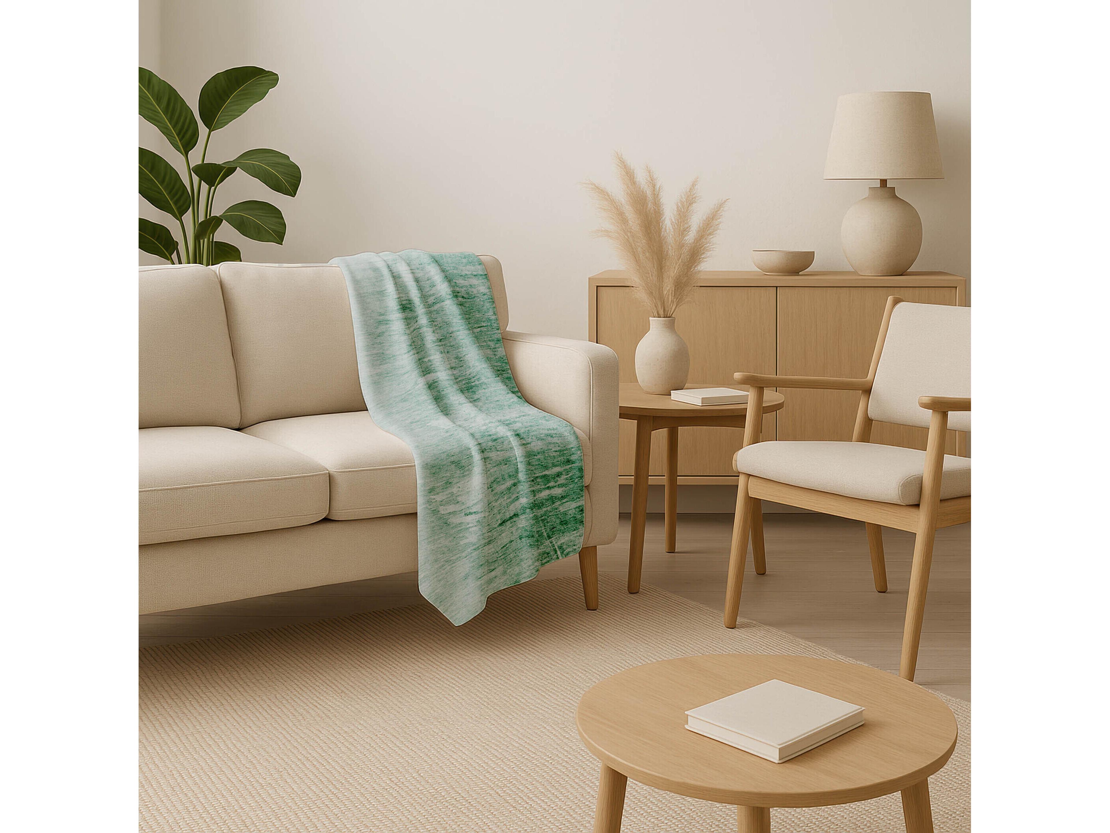 Dalyn Sherpa Teal Polyester Throw