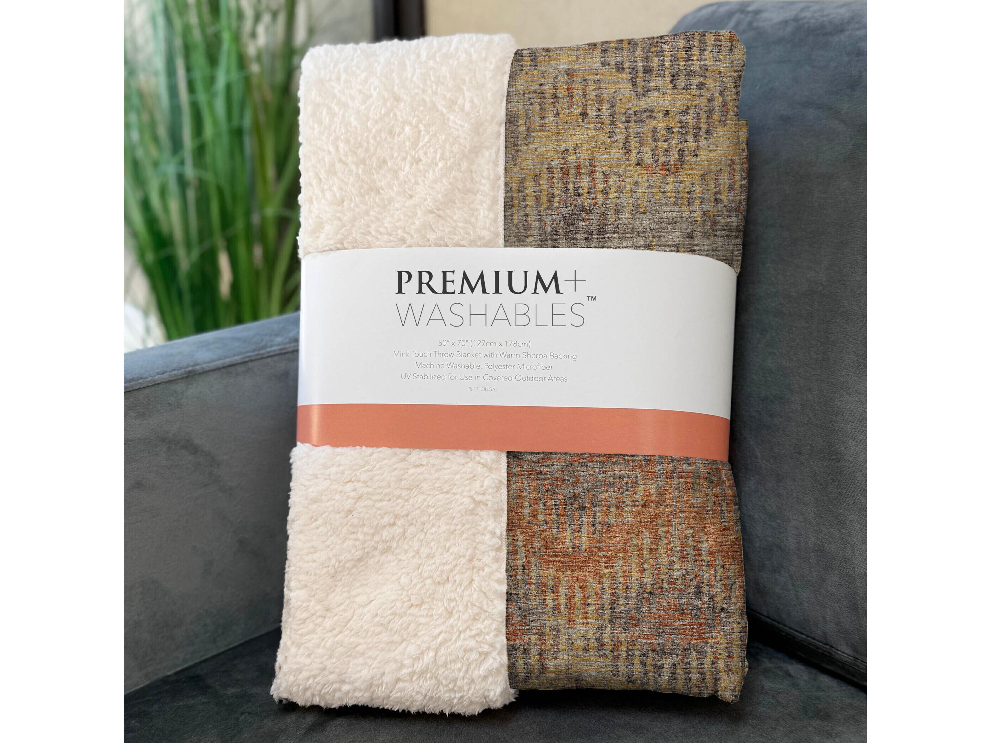 Dalyn Sherpa Multi Polyester Throw