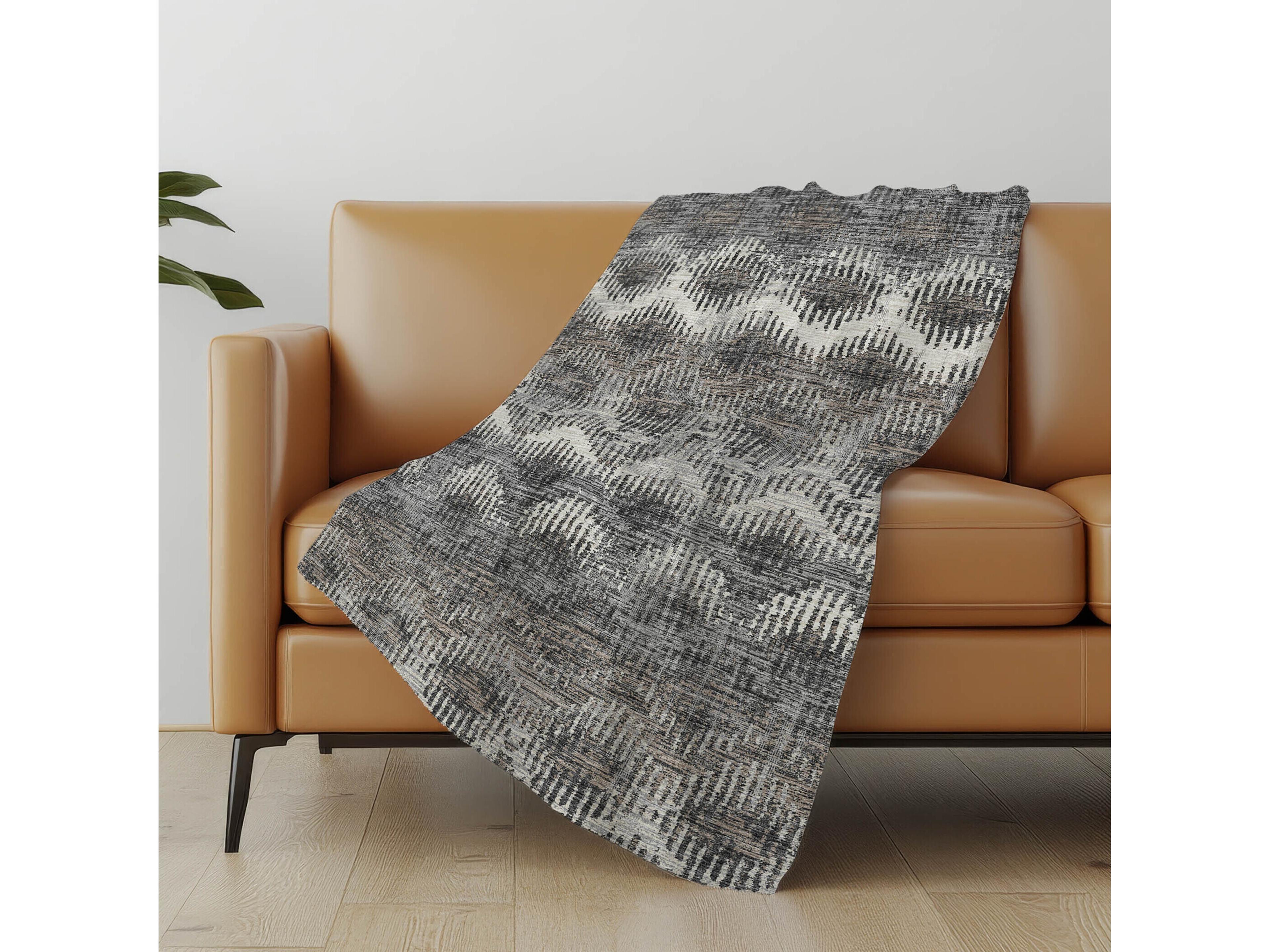 Dalyn Sherpa Gray Polyester Throw