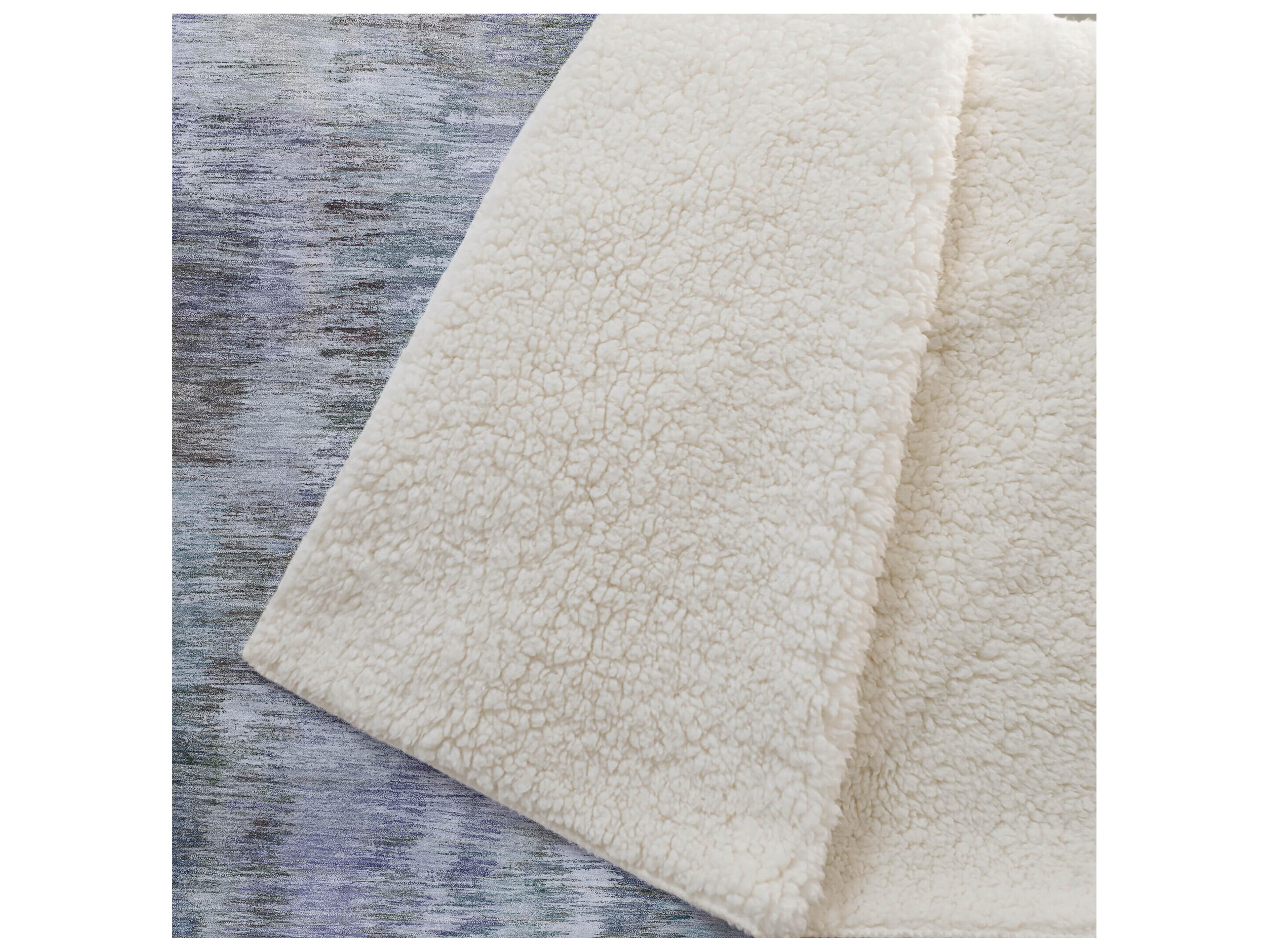 Dalyn Sherpa Green Polyester Throw