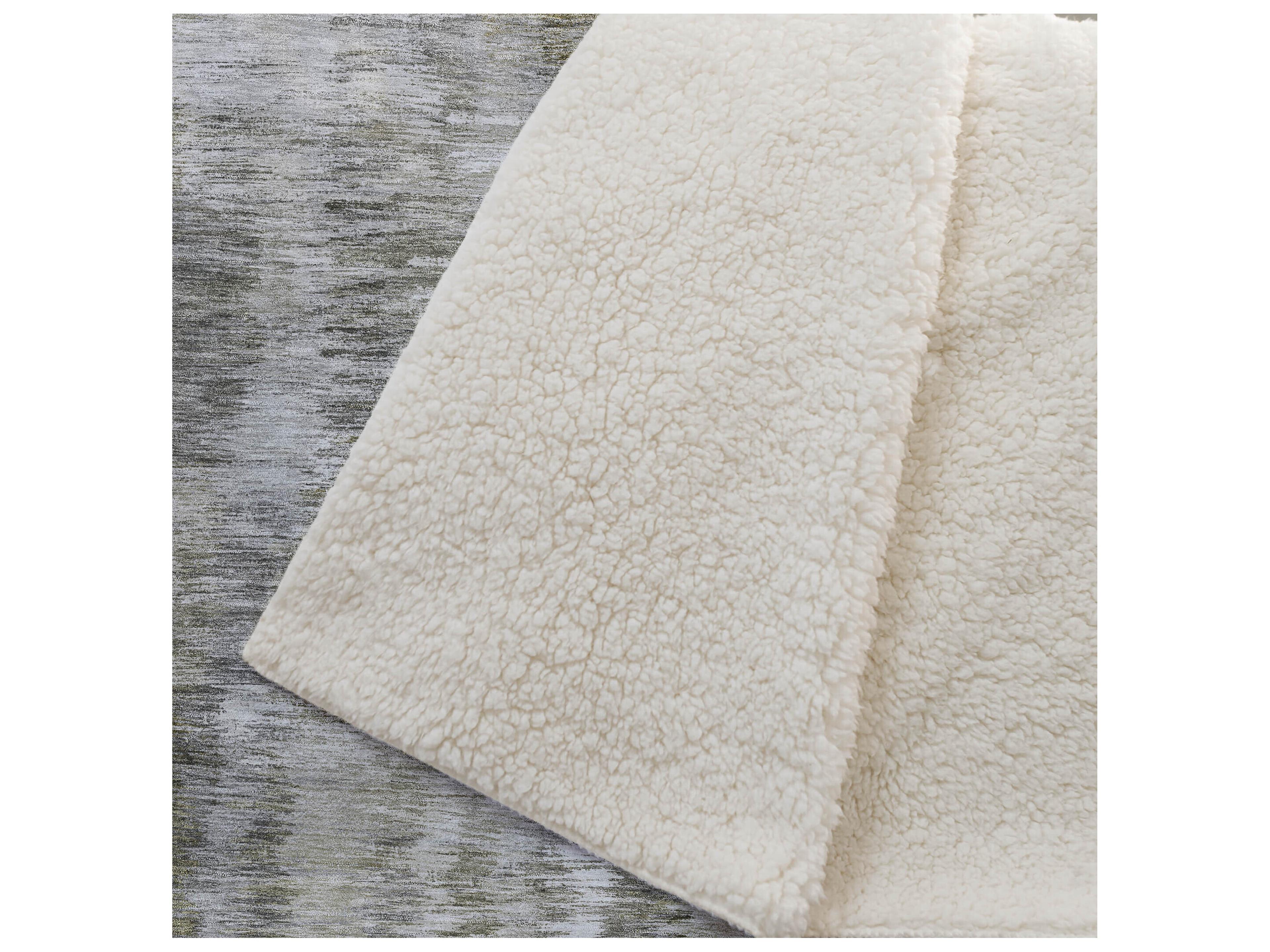 Dalyn Sherpa Brown Polyester Throw