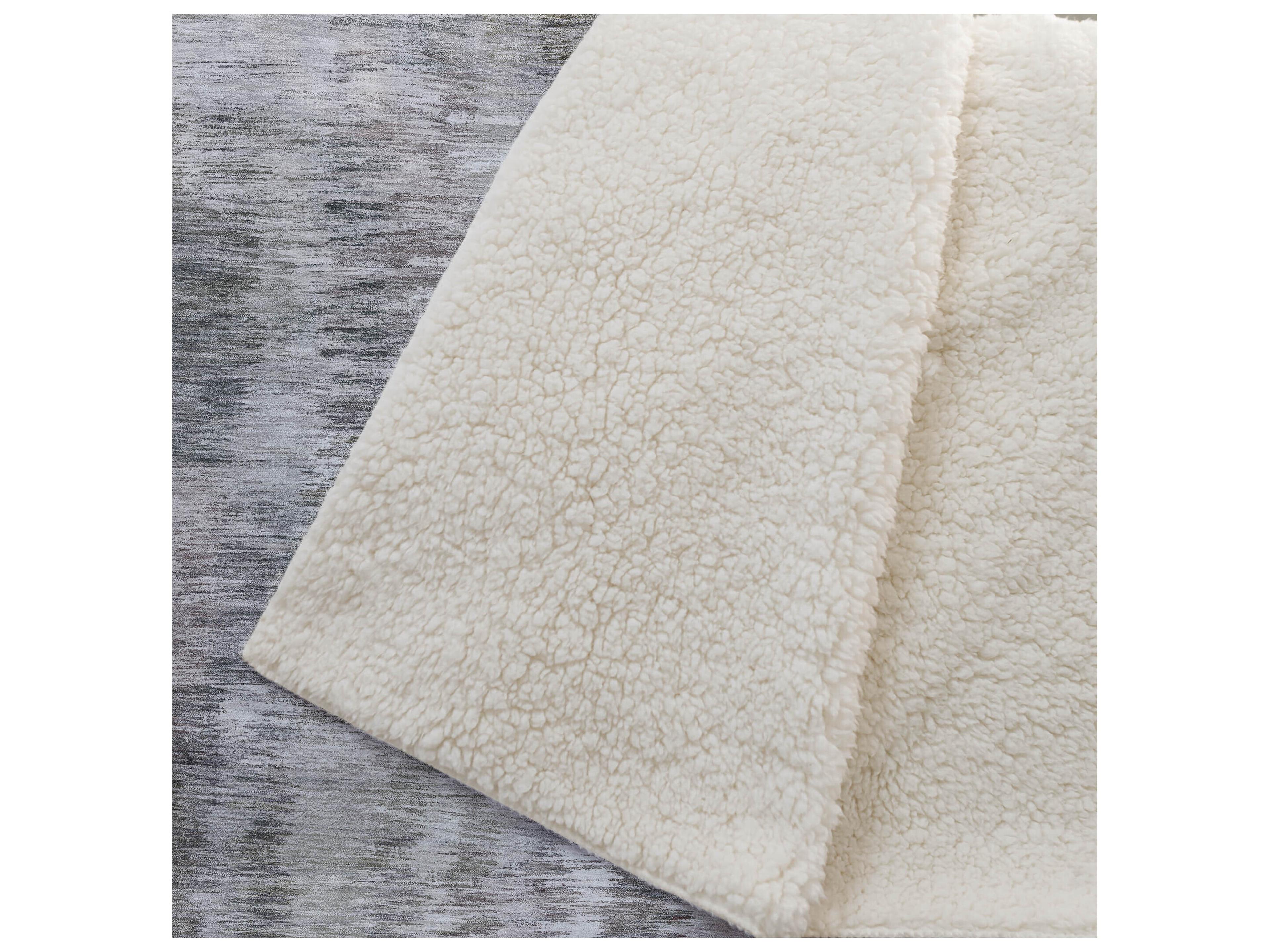 Dalyn Sherpa Brown Polyester Throw