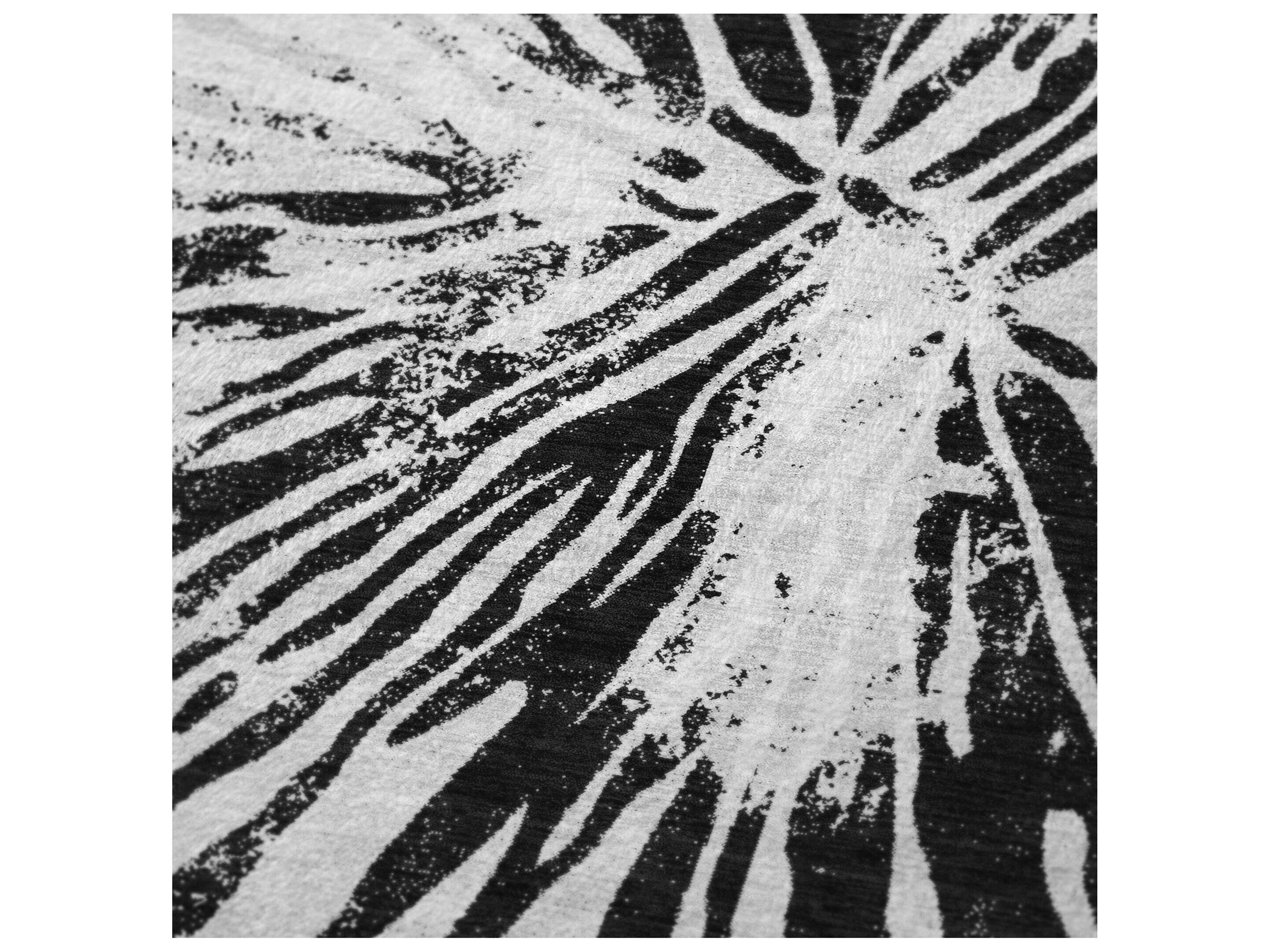 Dalyn Sherpa Ivory Polyester Throw