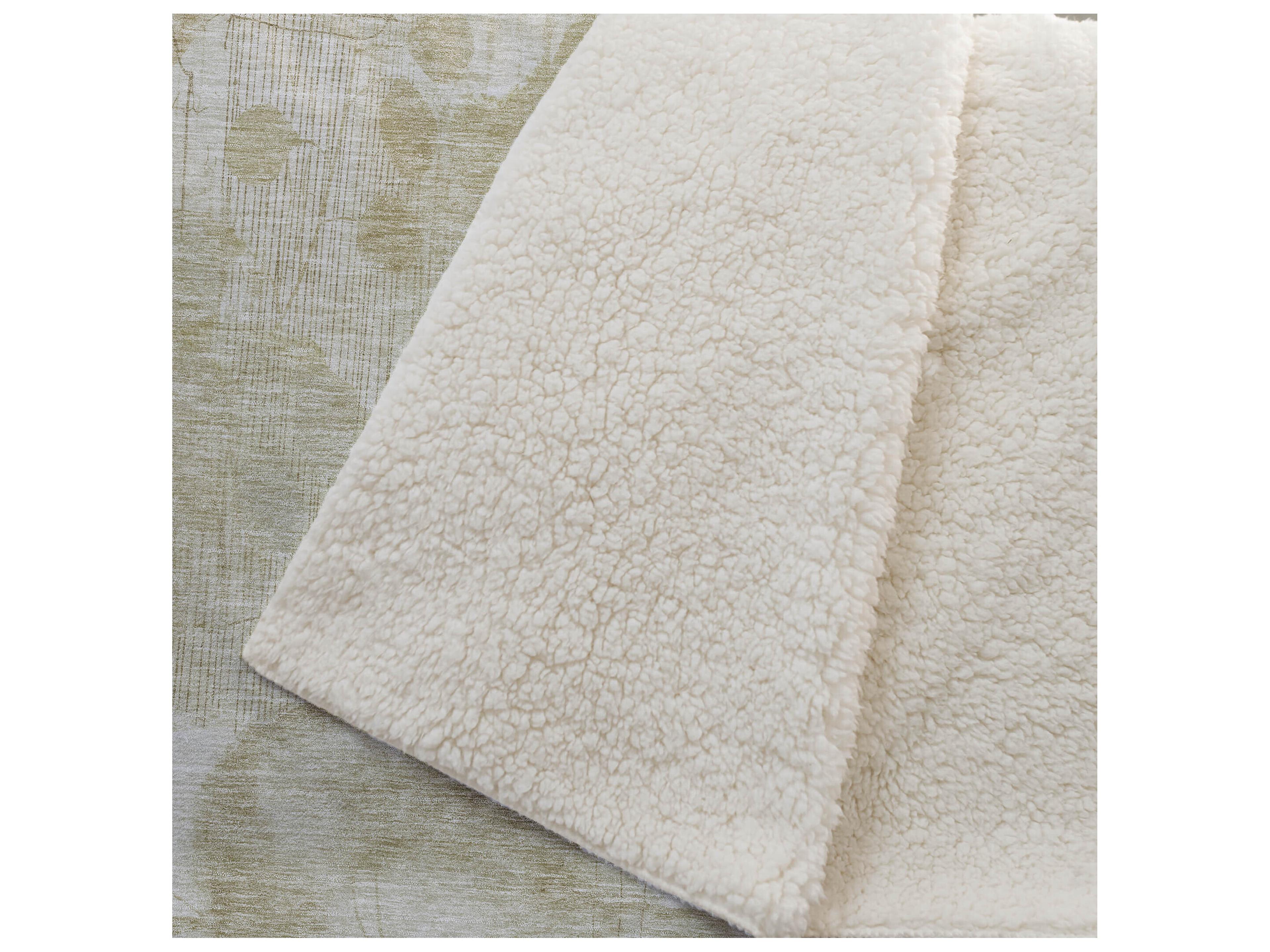 Dalyn Sherpa Brown Polyester Throw