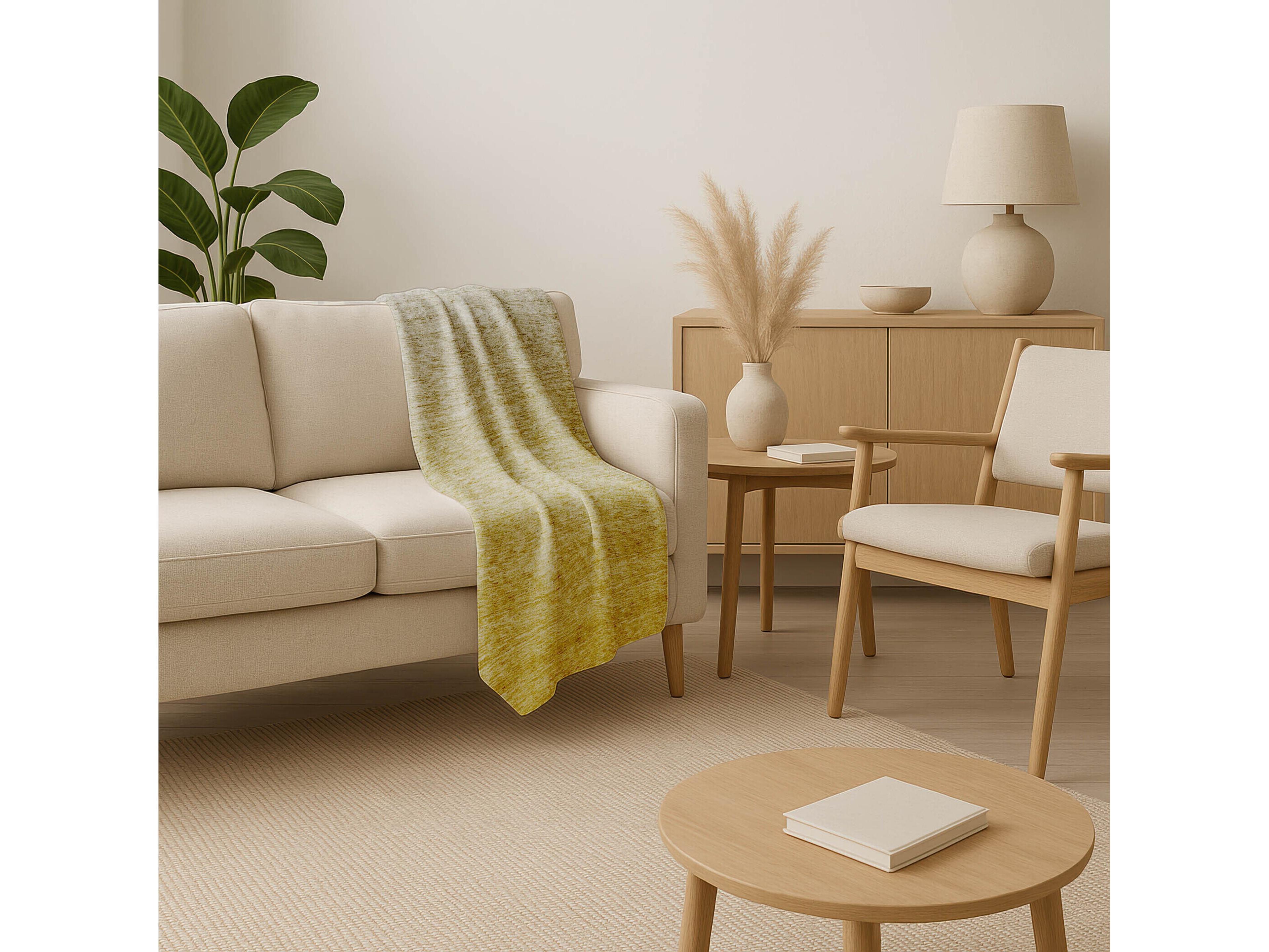 Dalyn Sherpa Gold Polyester Throw