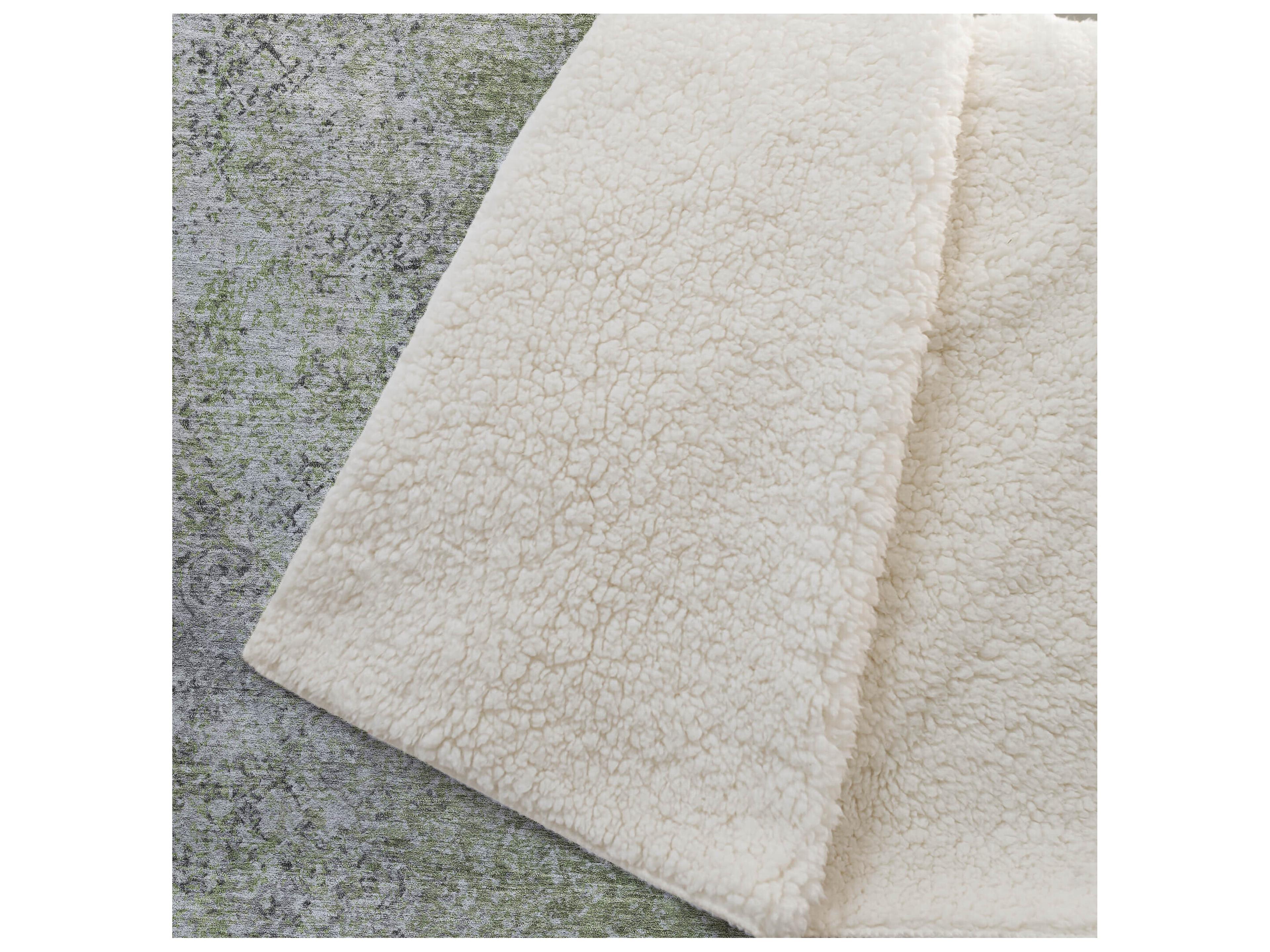 Dalyn Sherpa Green Polyester Throw