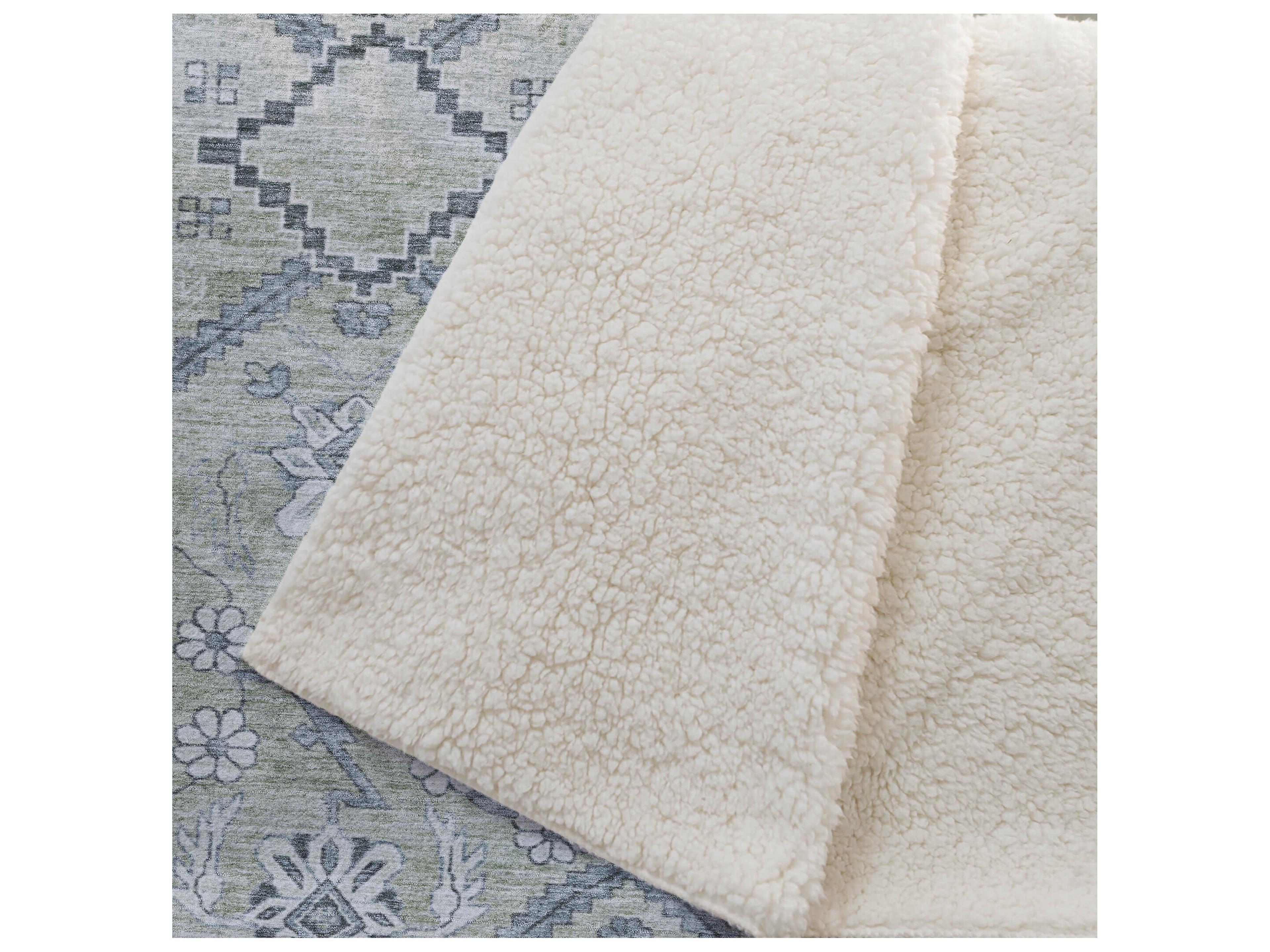 Dalyn Sherpa Green Polyester Throw