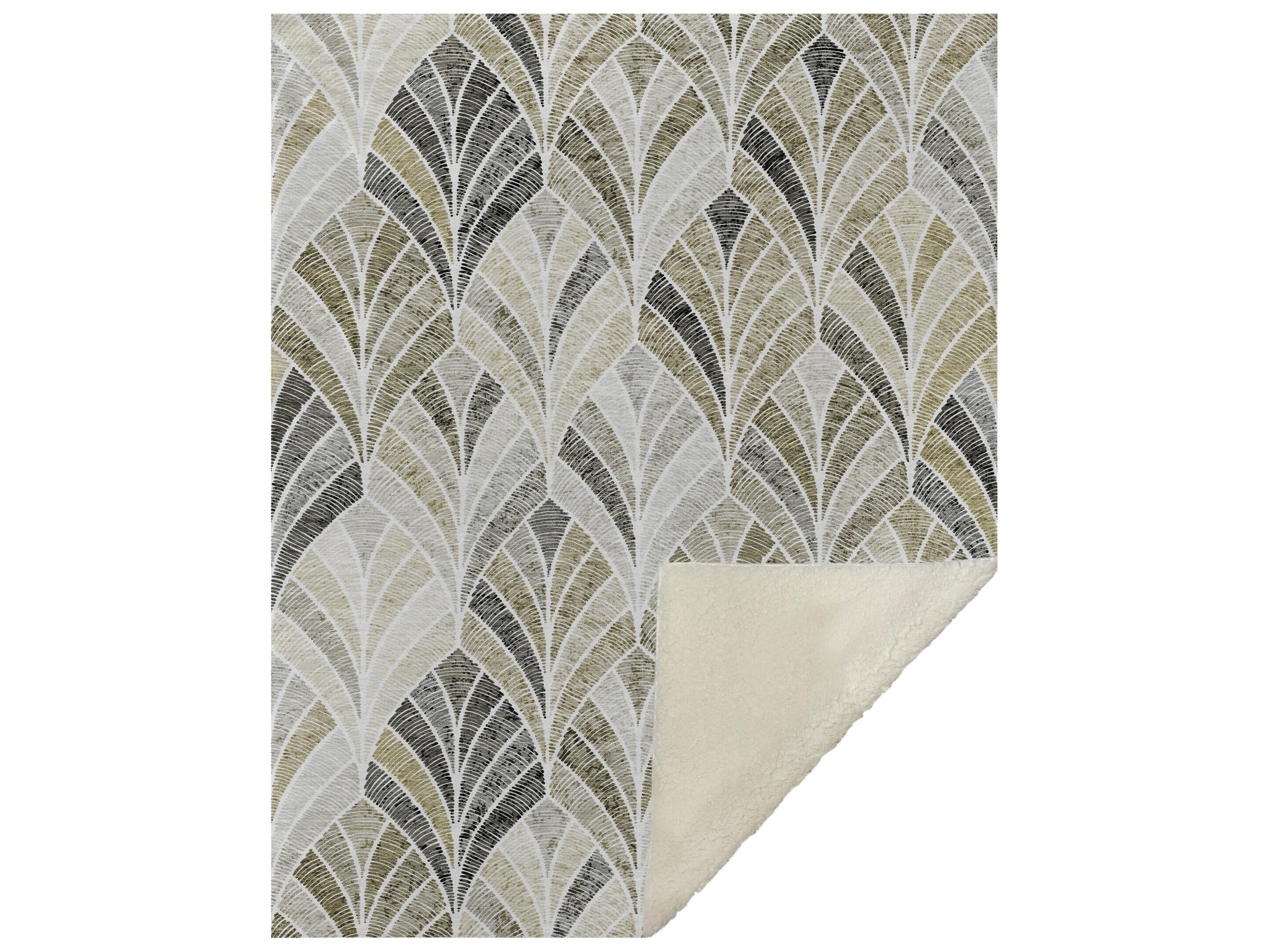 Dalyn Sherpa Brown Polyester Throw