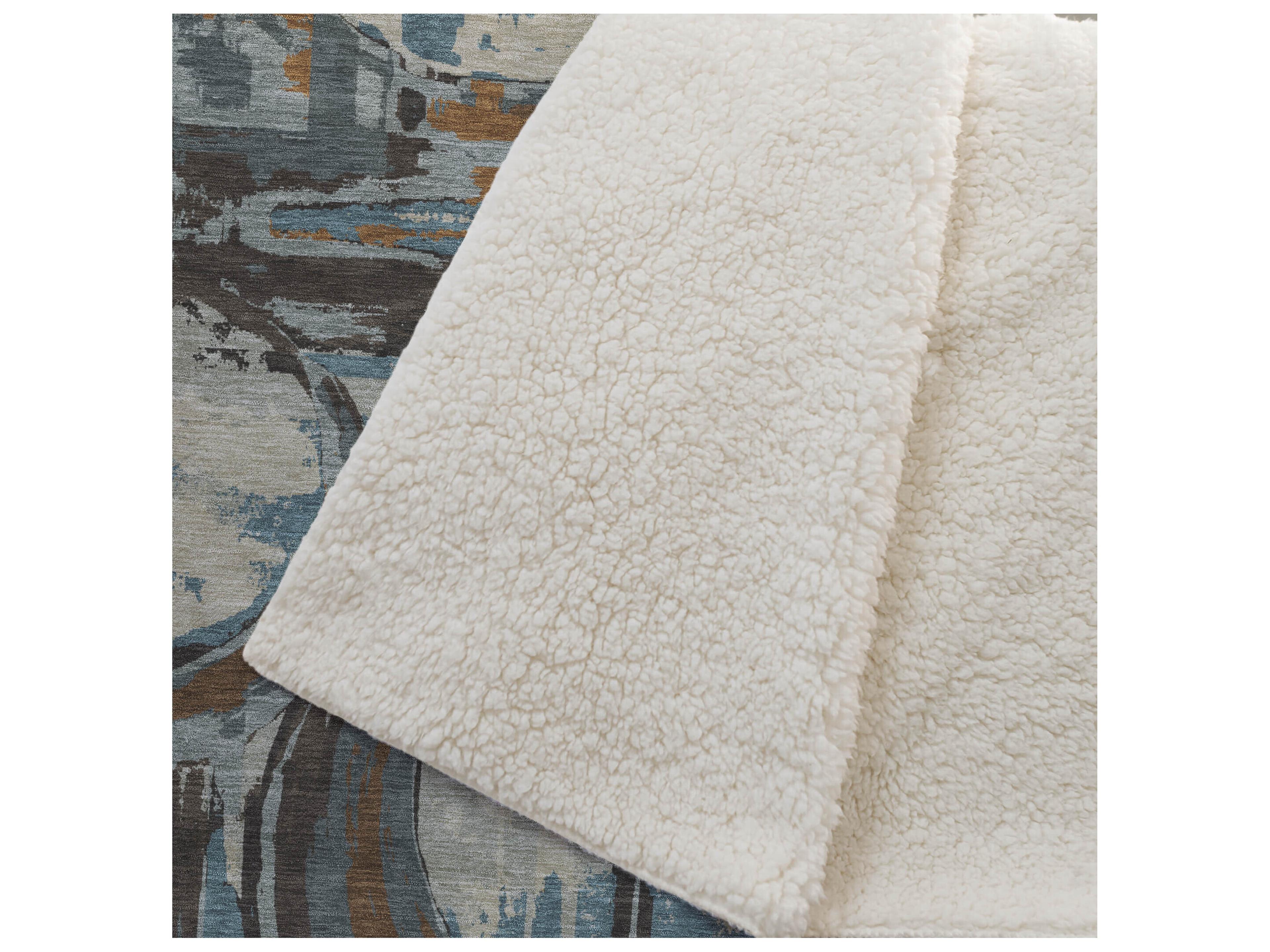 Dalyn Sherpa Brown Polyester Throw