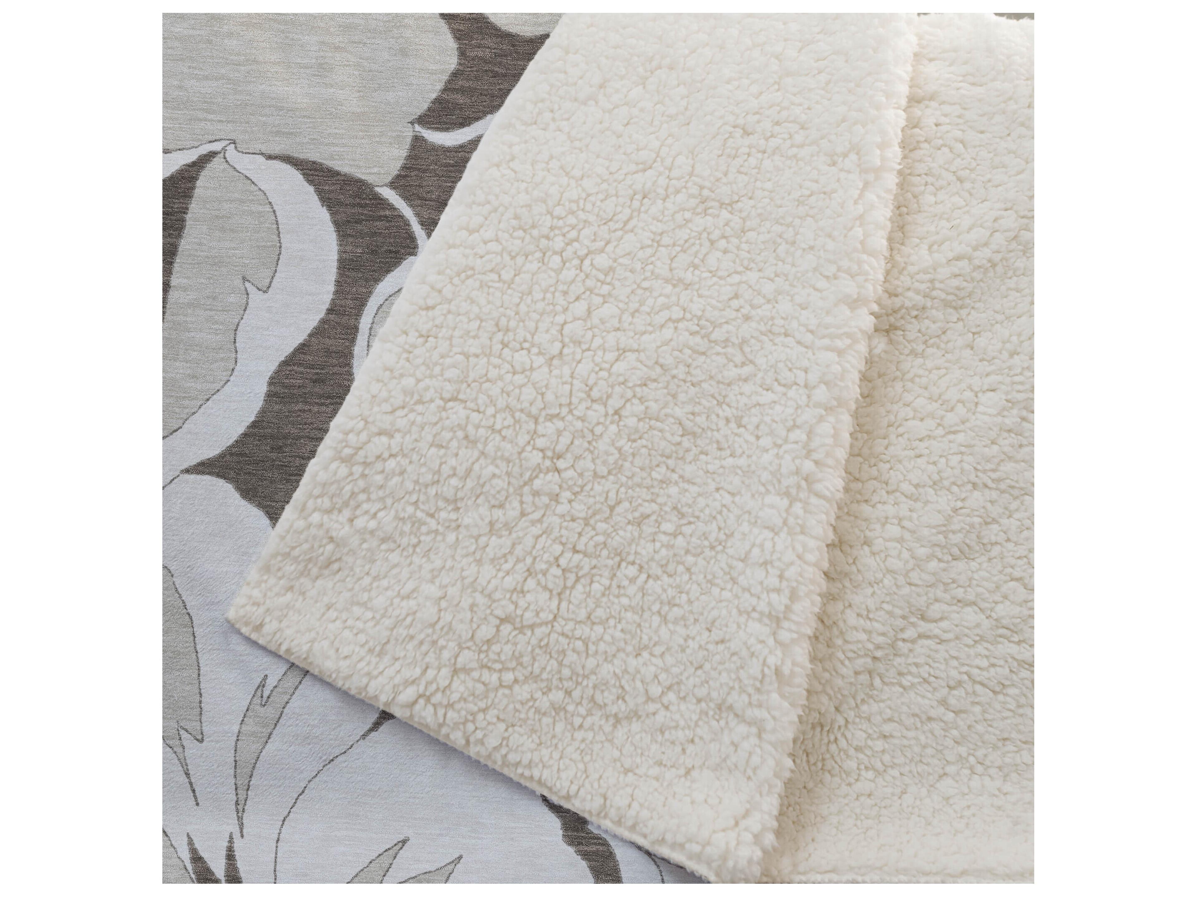 Dalyn Sherpa Brown Polyester Throw