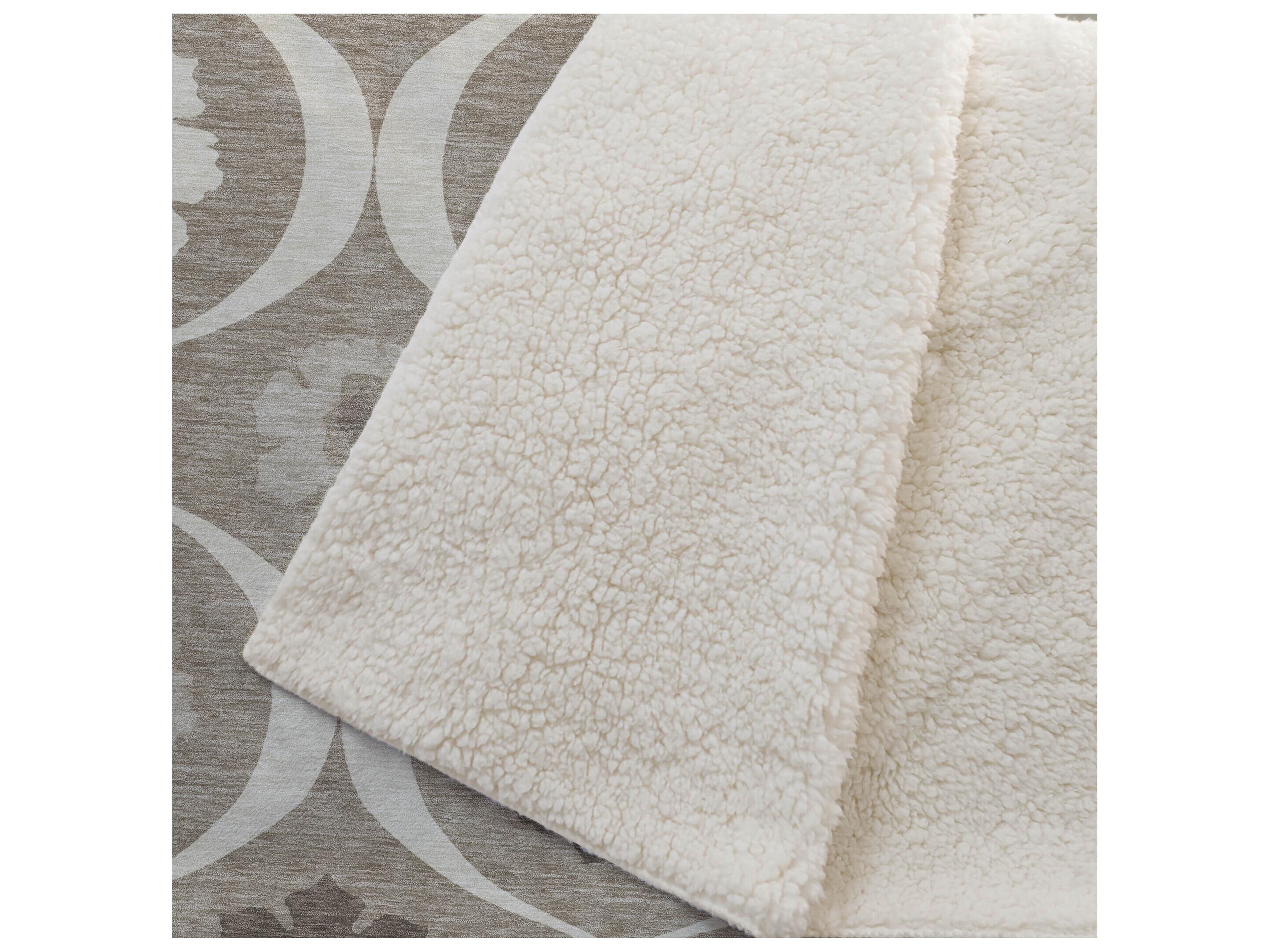 Dalyn Sherpa Brown Polyester Throw