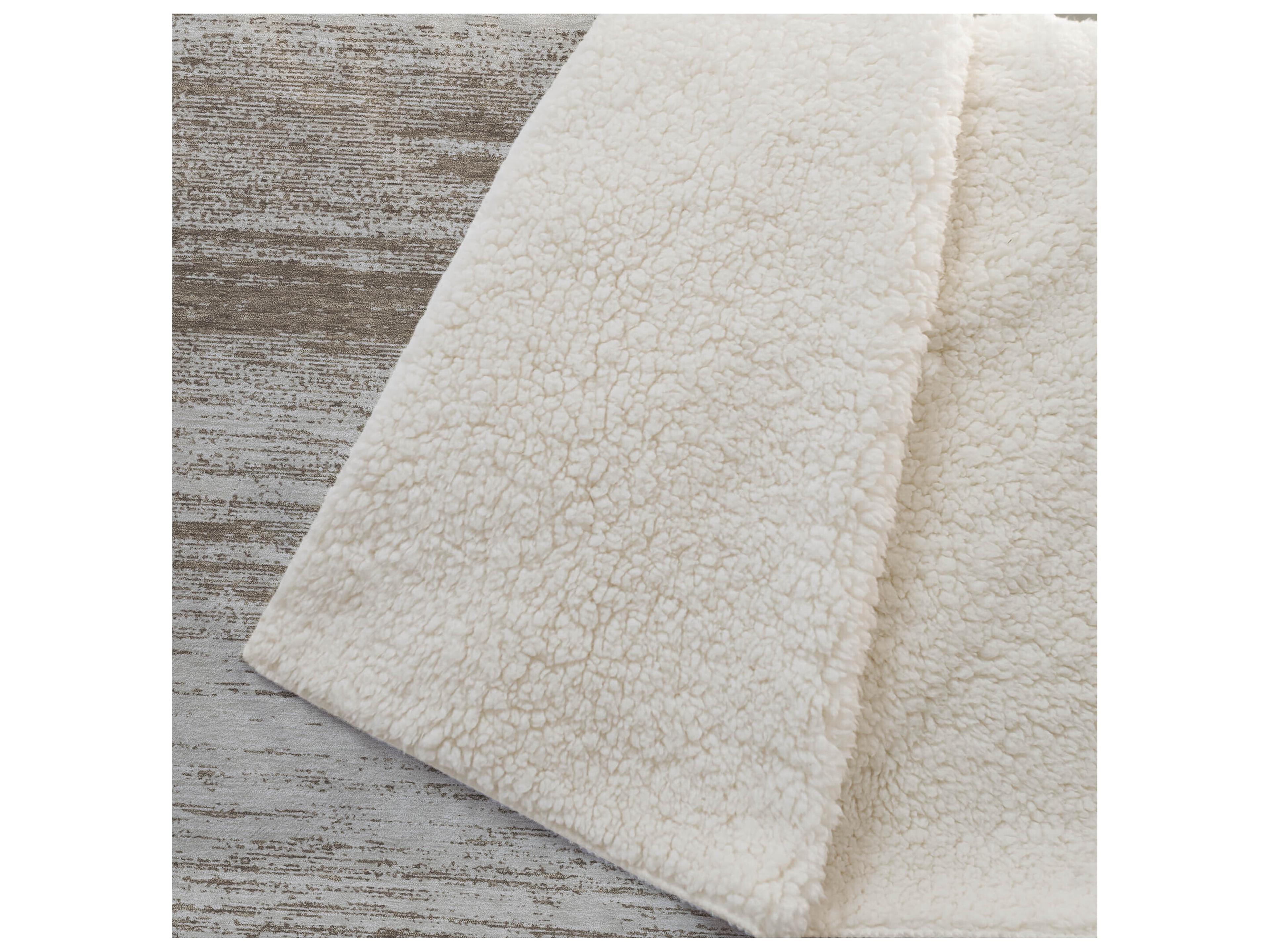 Dalyn Sherpa Brown Polyester Throw