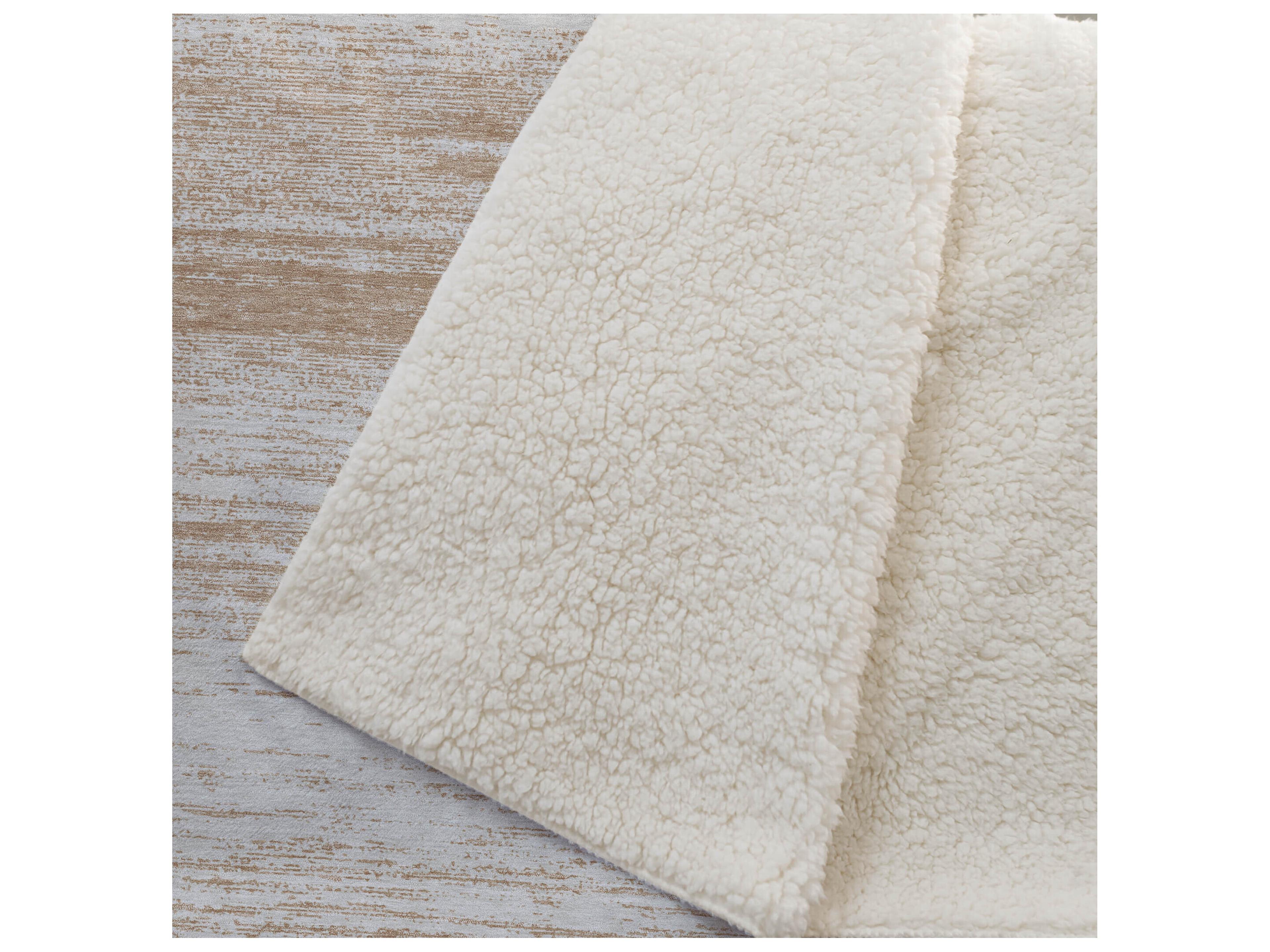 Dalyn Sherpa Orange Polyester Throw