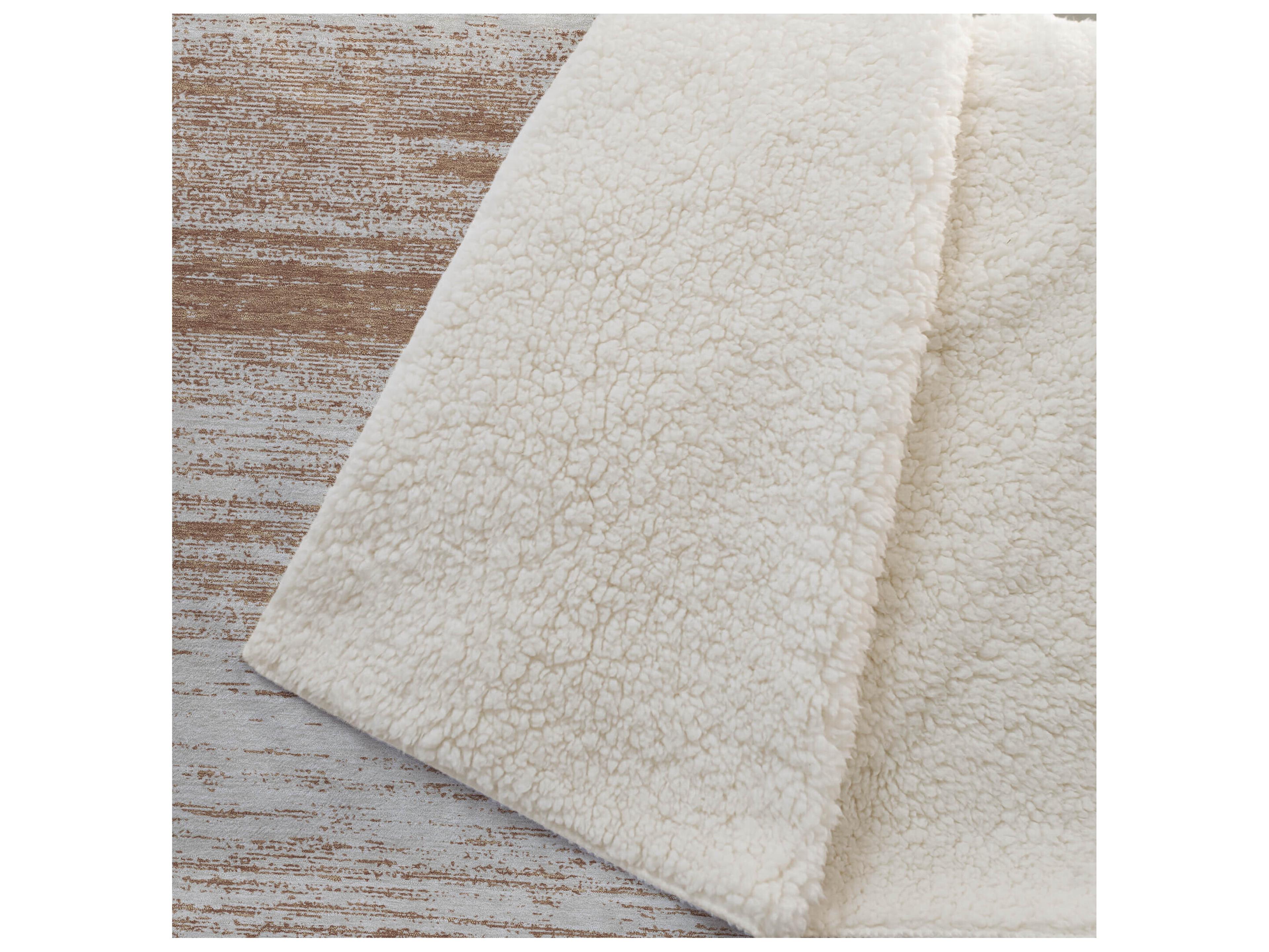 Dalyn Sherpa Orange Polyester Throw