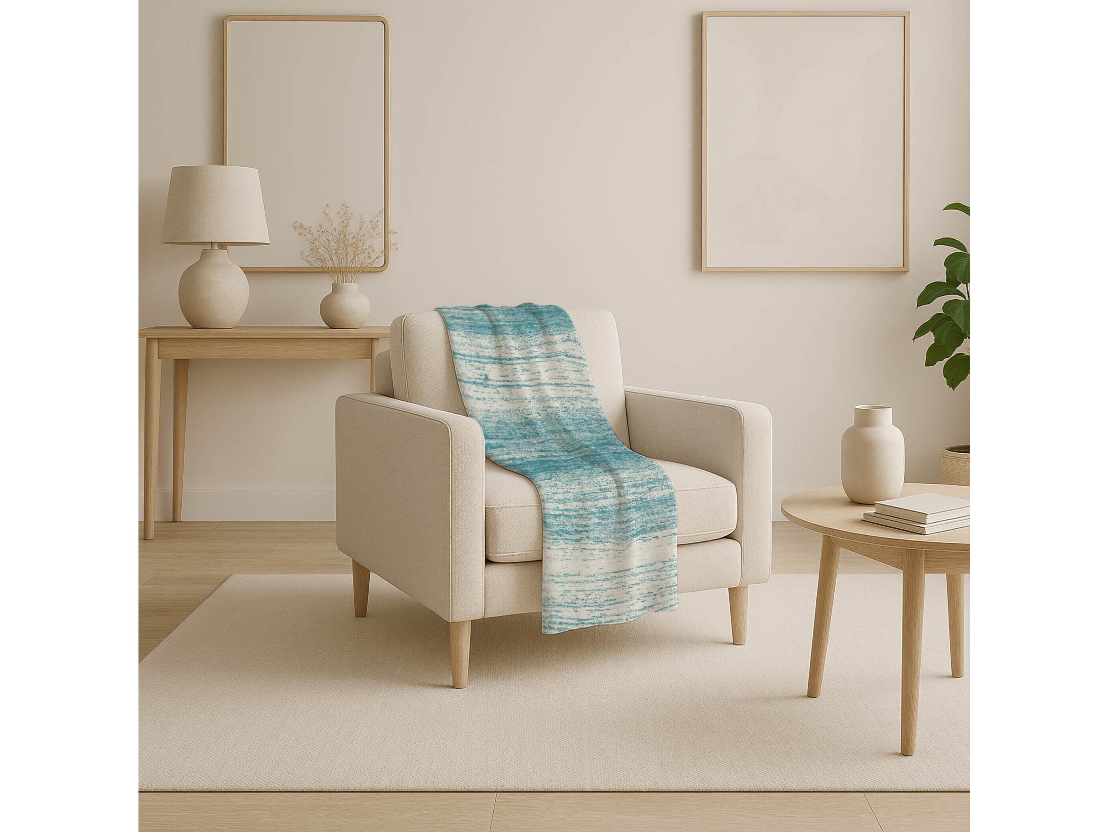 Dalyn Sherpa Teal Polyester Throw