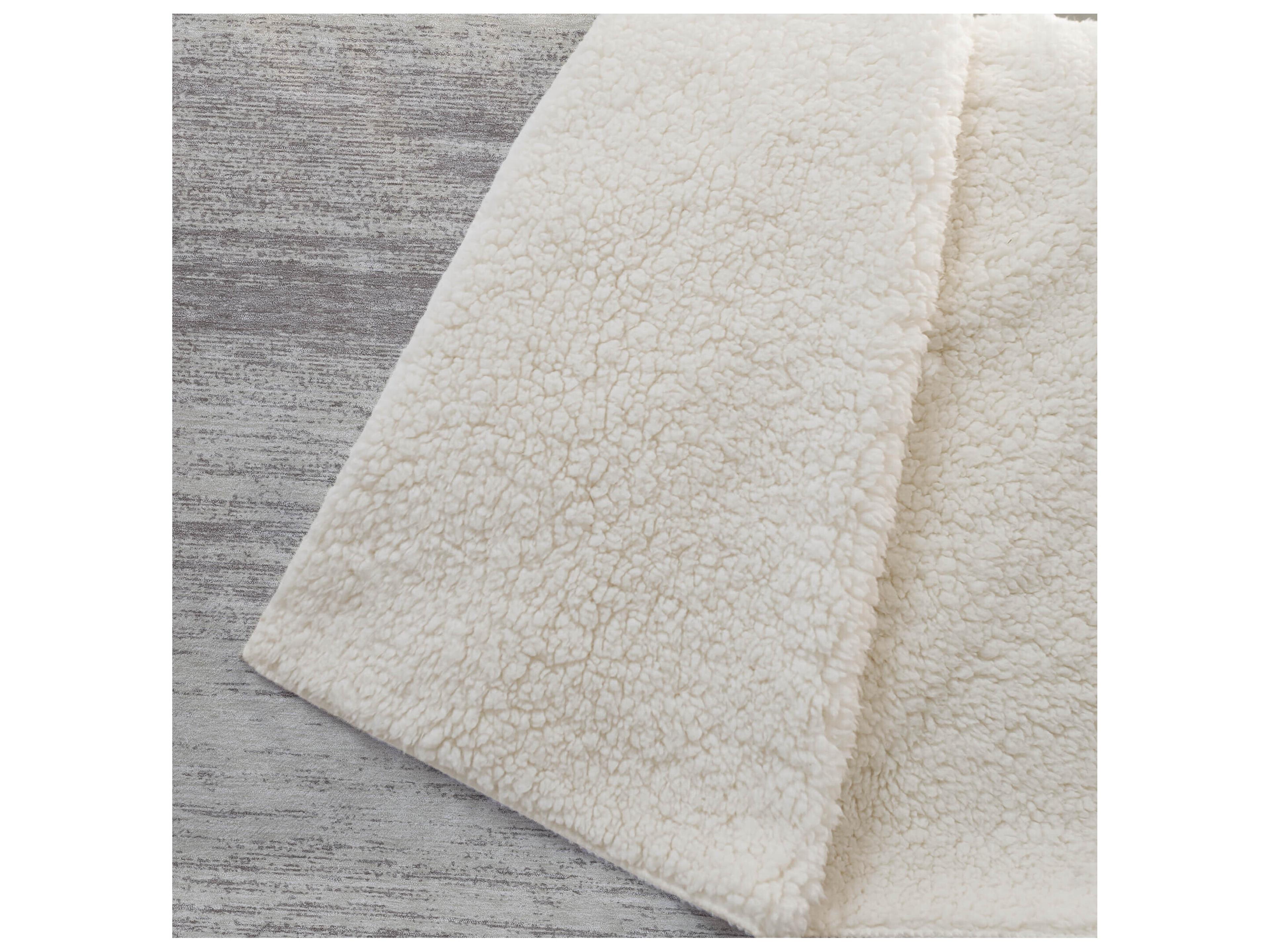 Dalyn Sherpa Brown Polyester Throw