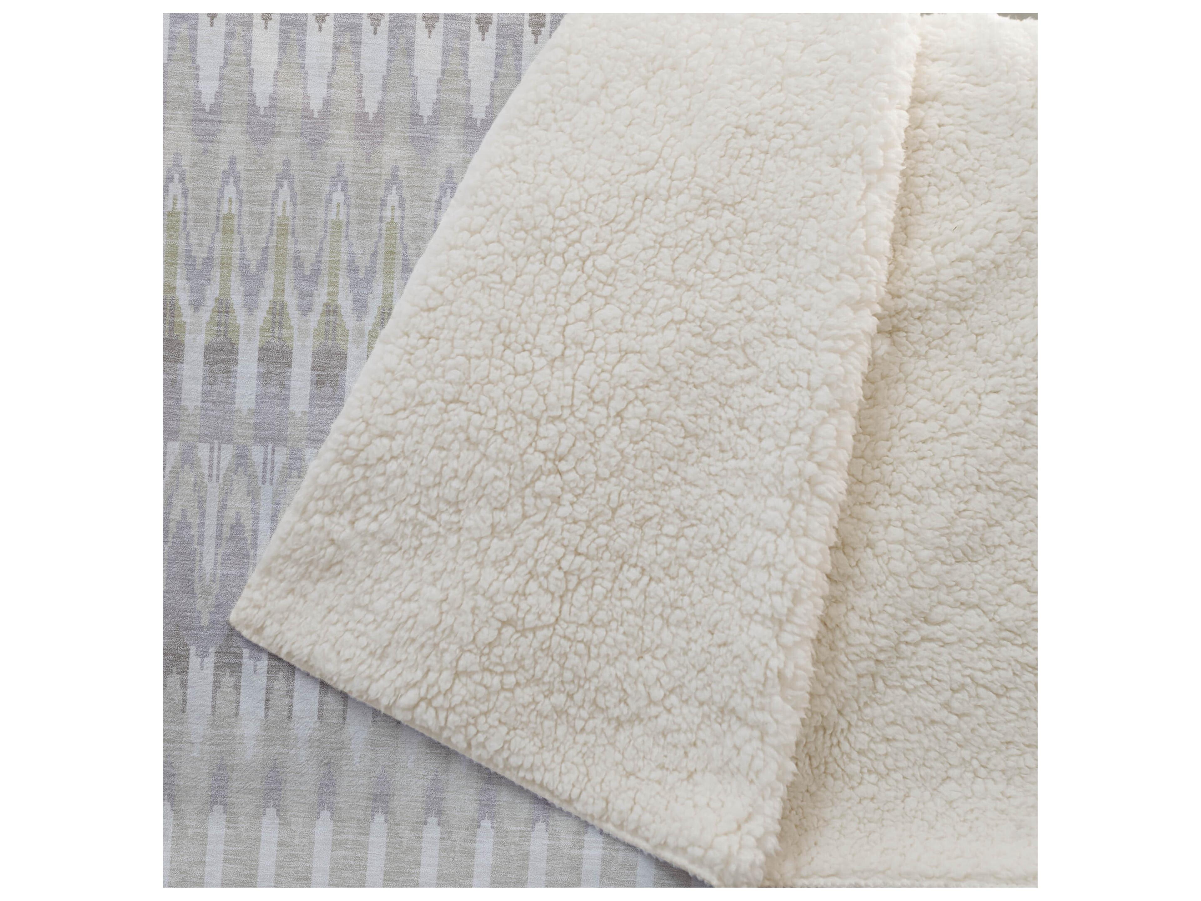 Dalyn Sherpa Brown Polyester Throw