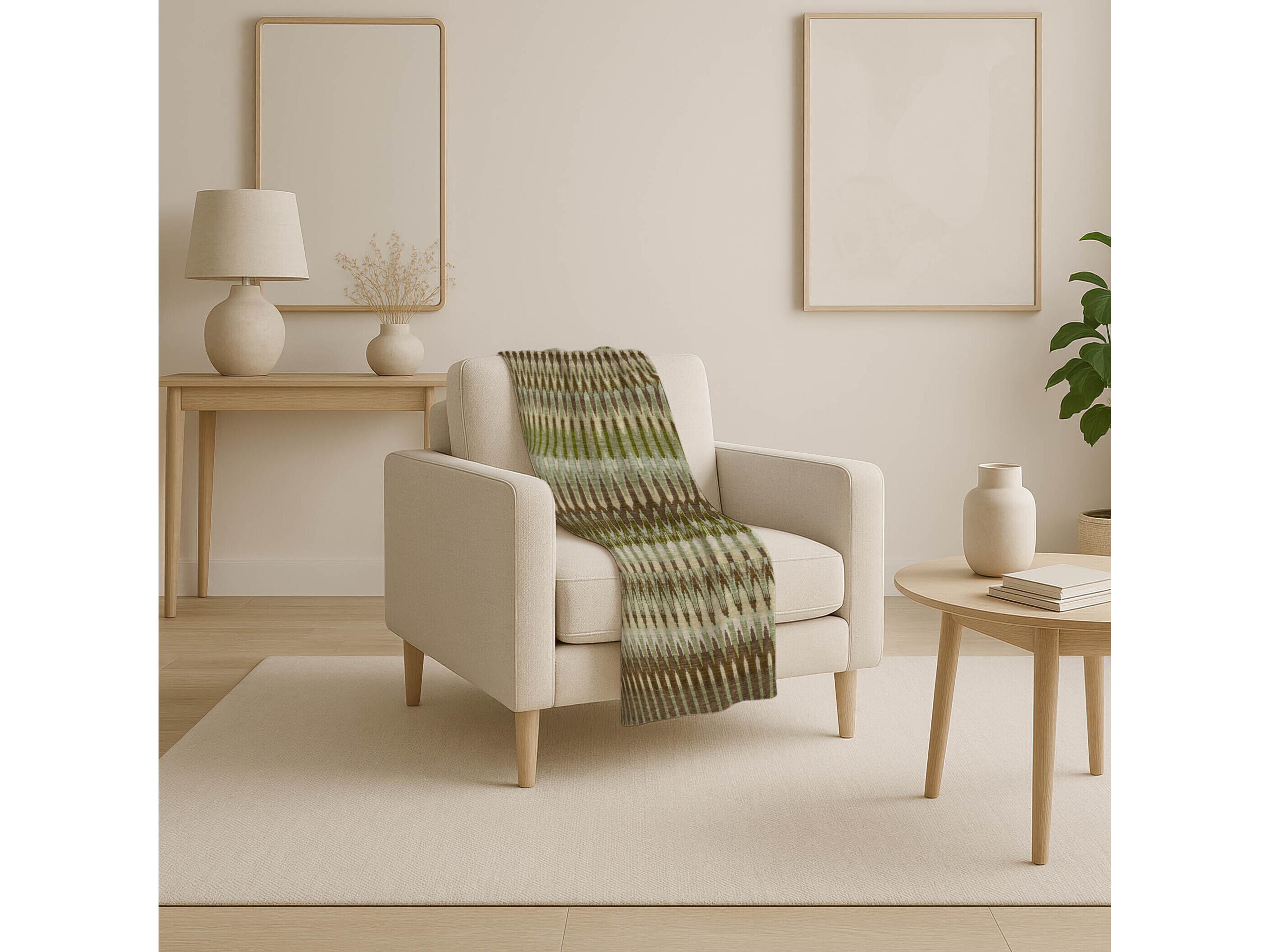 Dalyn Sherpa Green Polyester Throw