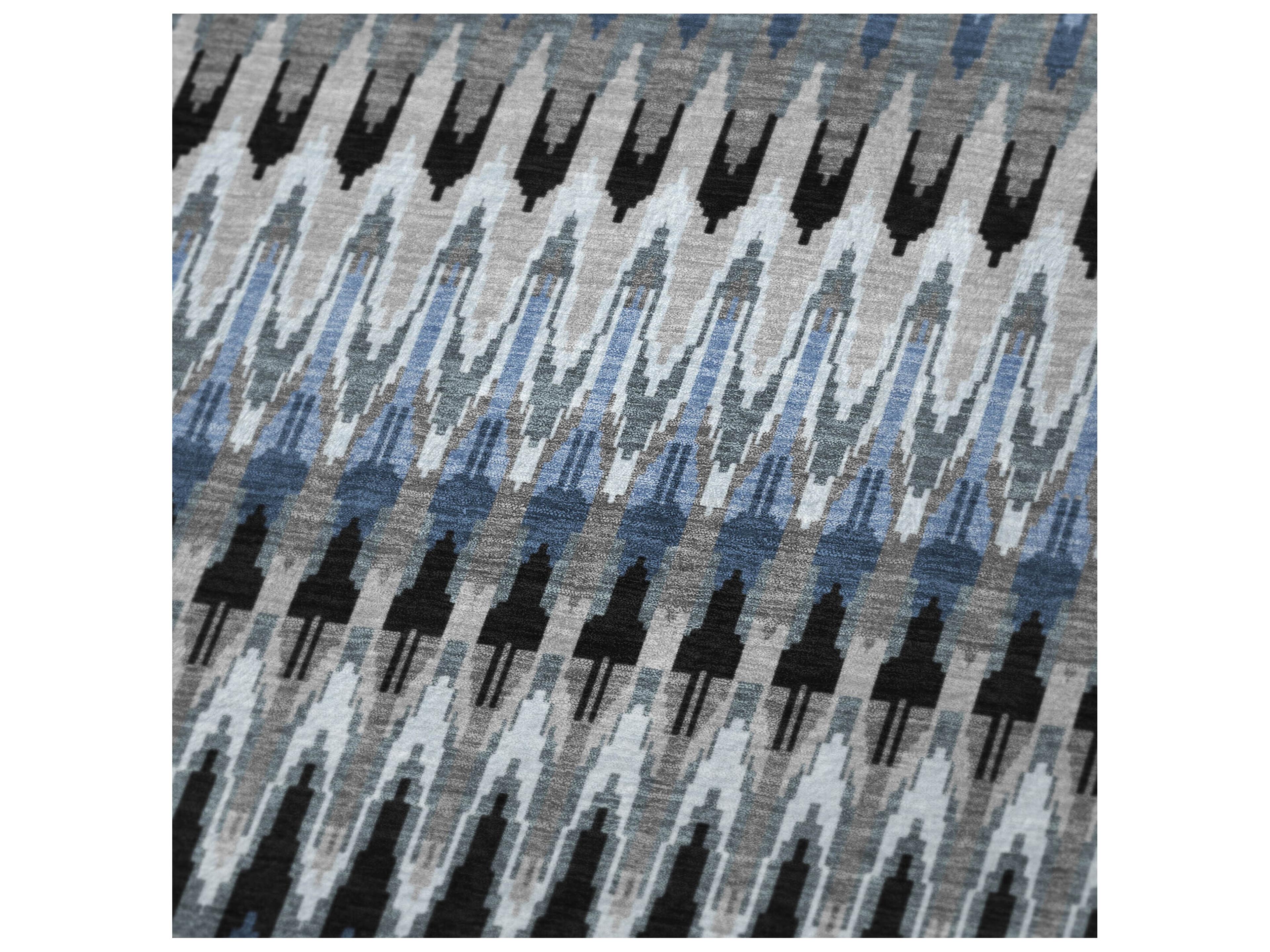 Dalyn Sherpa Gray Polyester Throw